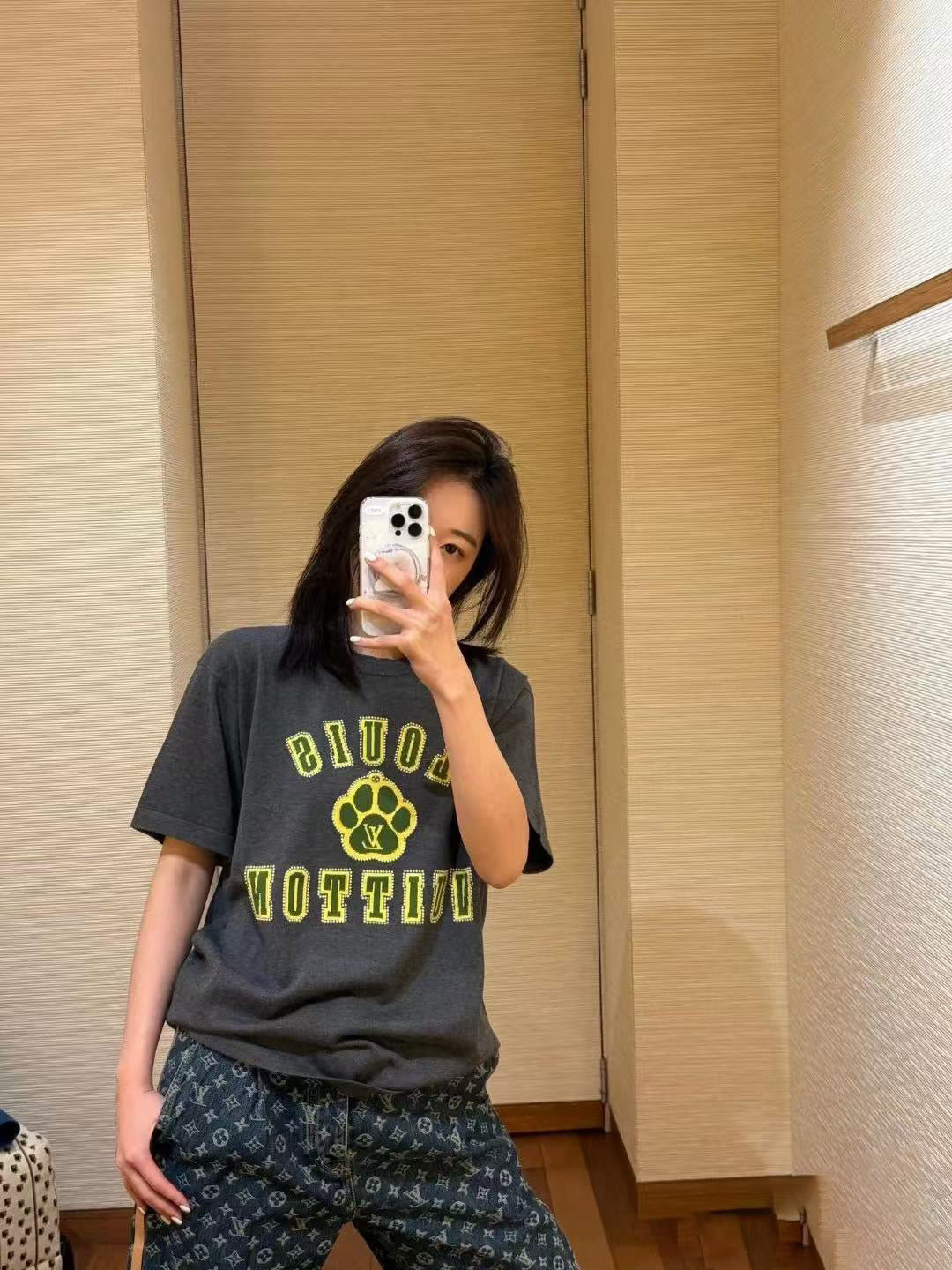 LuxluxHouse Best Quality Clothes T-shirt Louis Vuitton