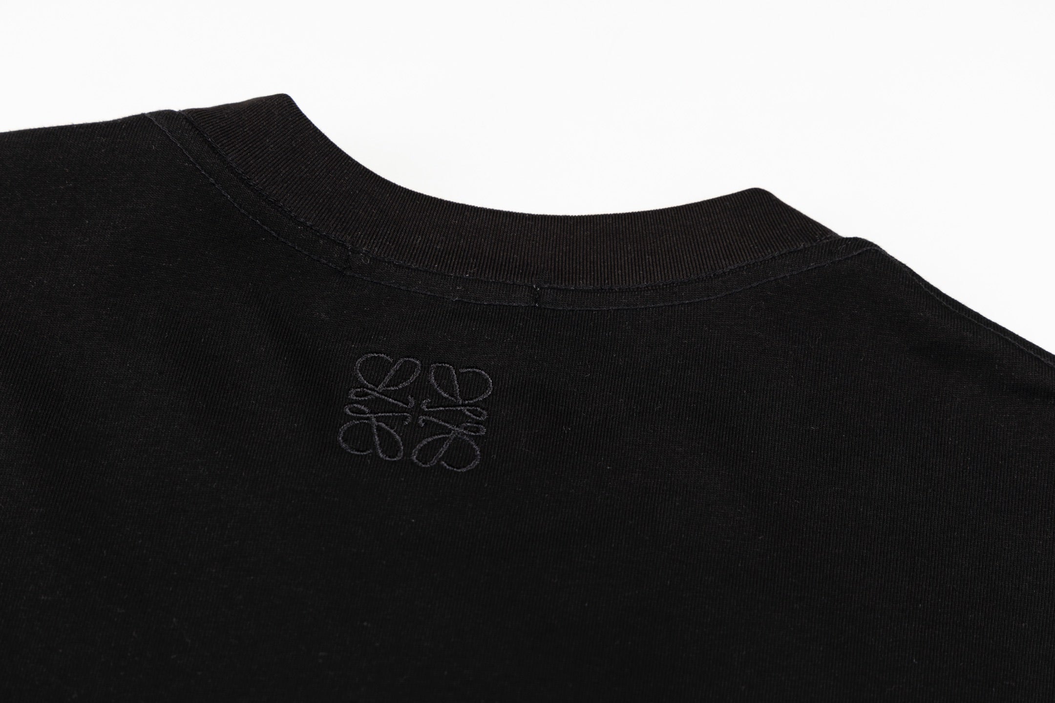 LuxluxHouse Best Quality Clothes T-shirt Loewe