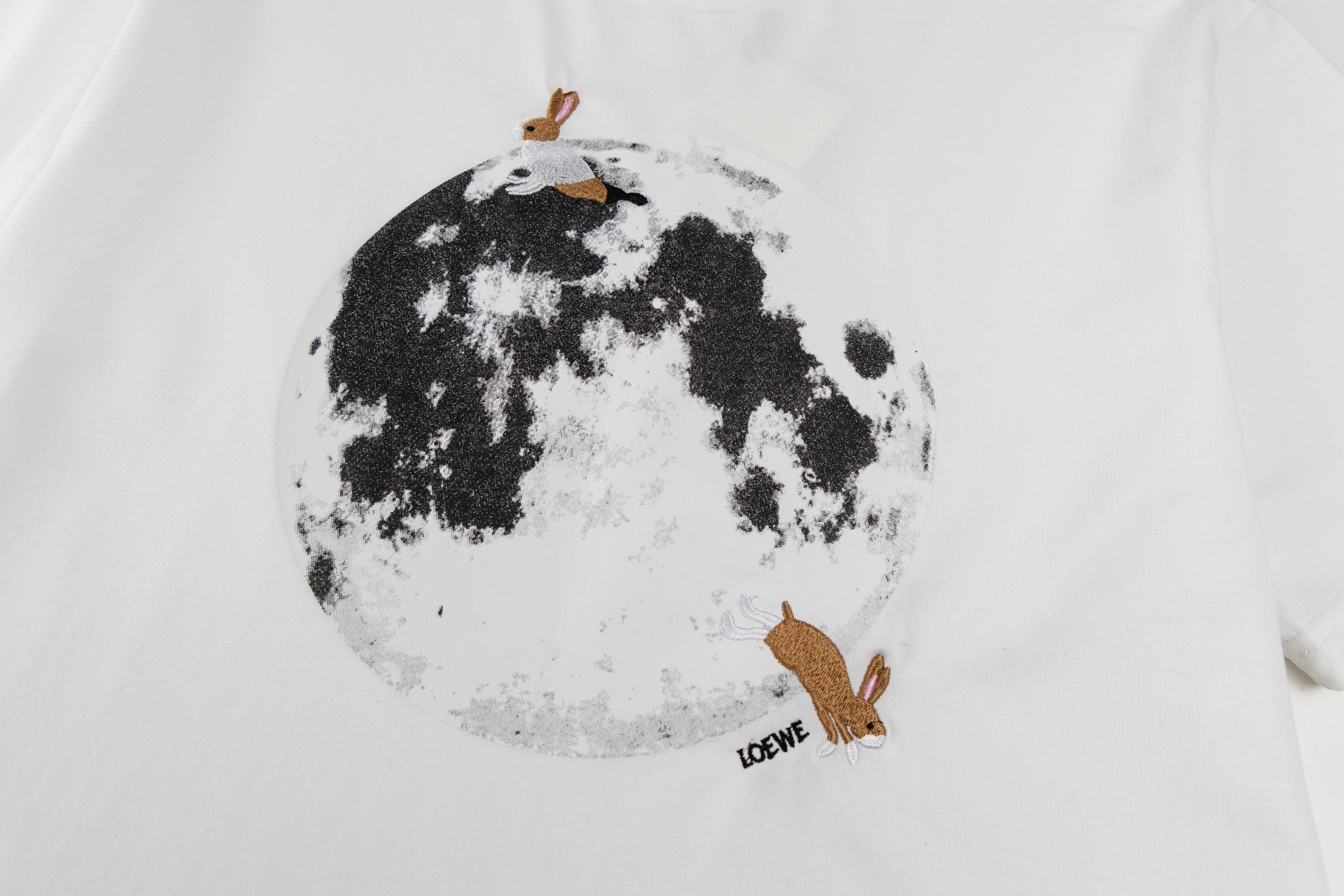 LuxluxHouse Best Quality Clothes T-shirt Loewe