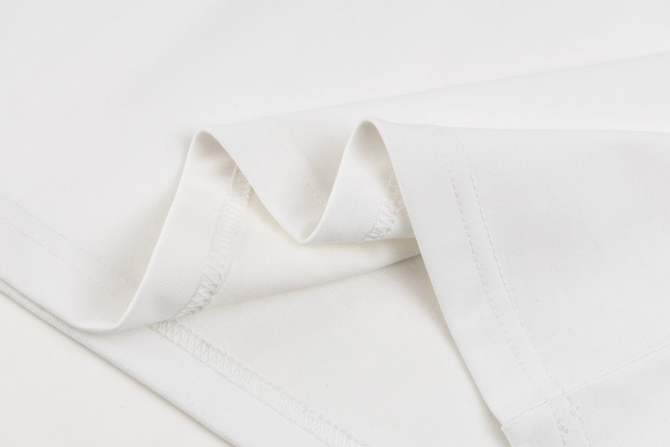 LuxluxHouse Best Quality Clothes T-shirt Loewe