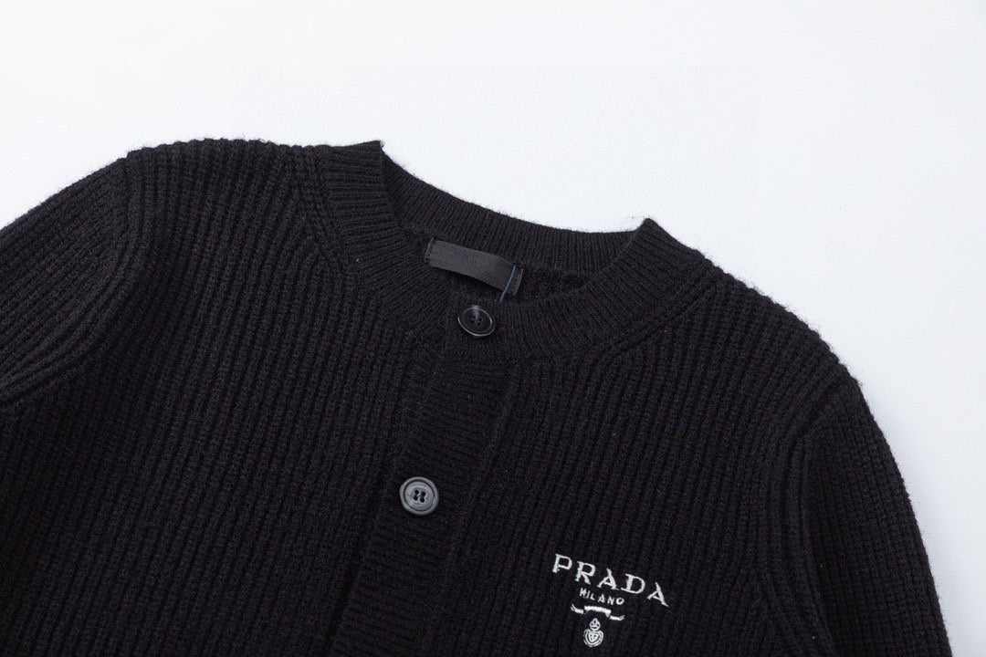 LuxluxHouse Best Quality Clothes Hoodie & Sweater Prada
