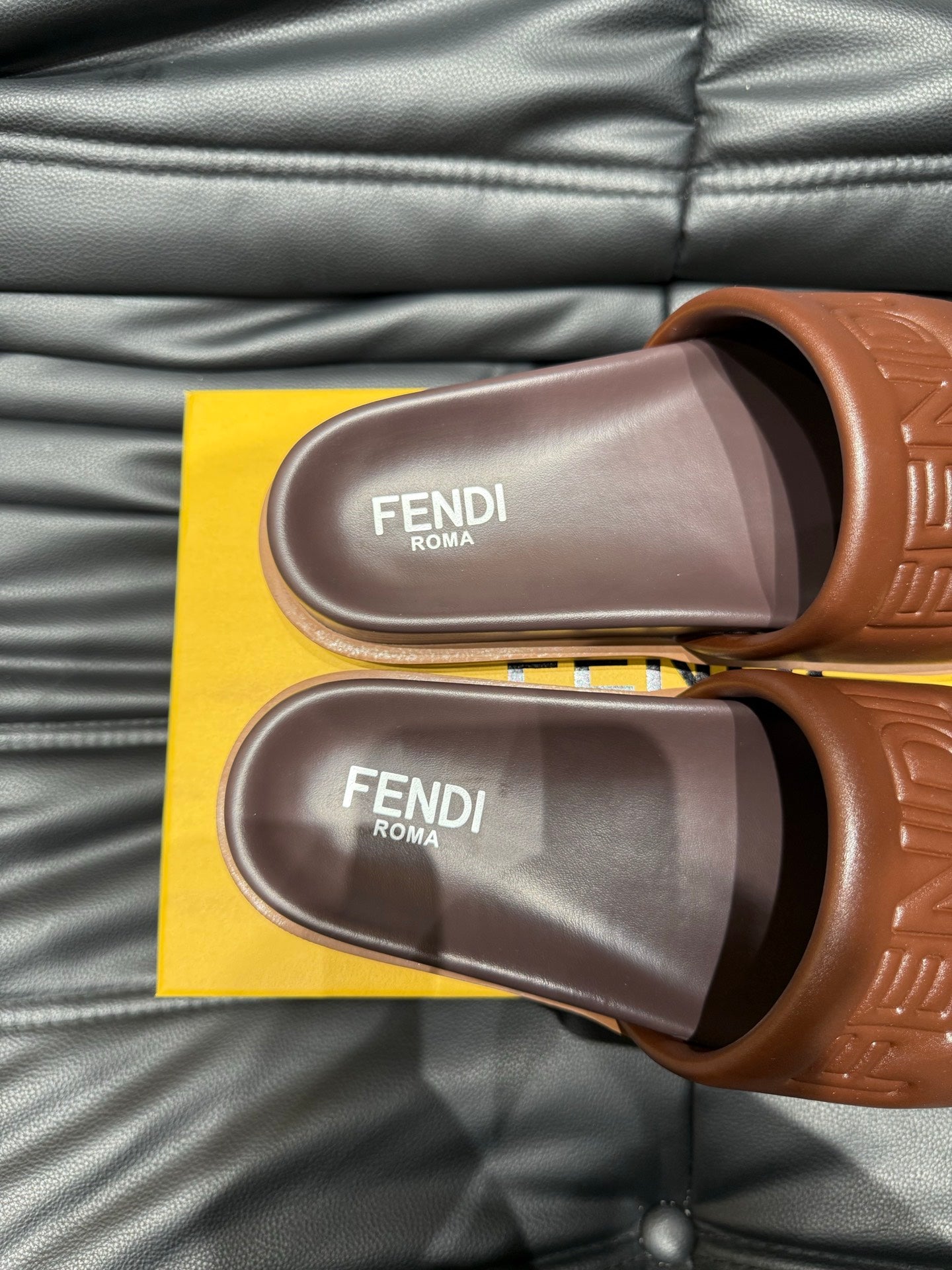 LuxluxHouse Best Quality Sandals Fendi