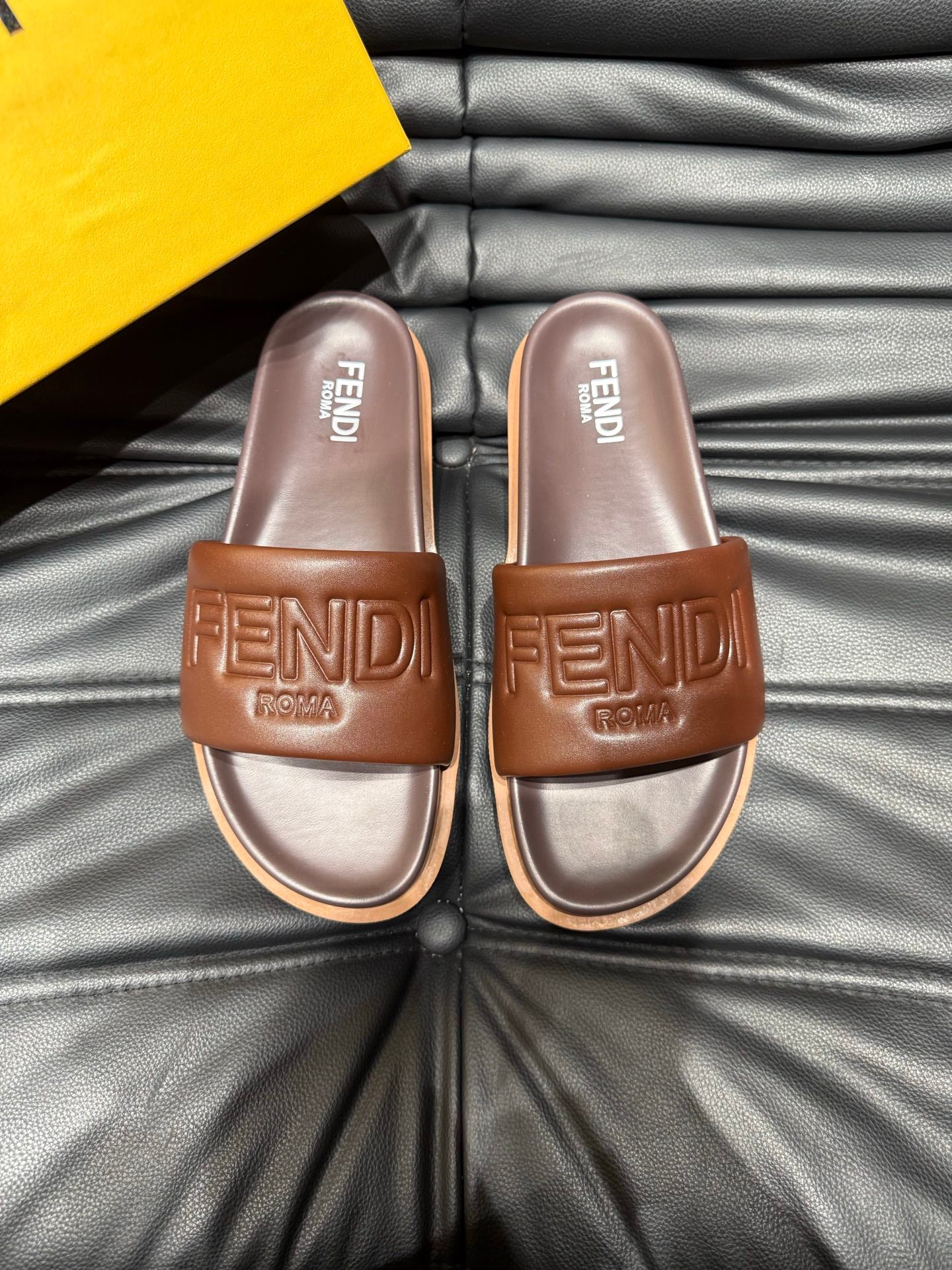 LuxluxHouse Best Quality Sandals Fendi