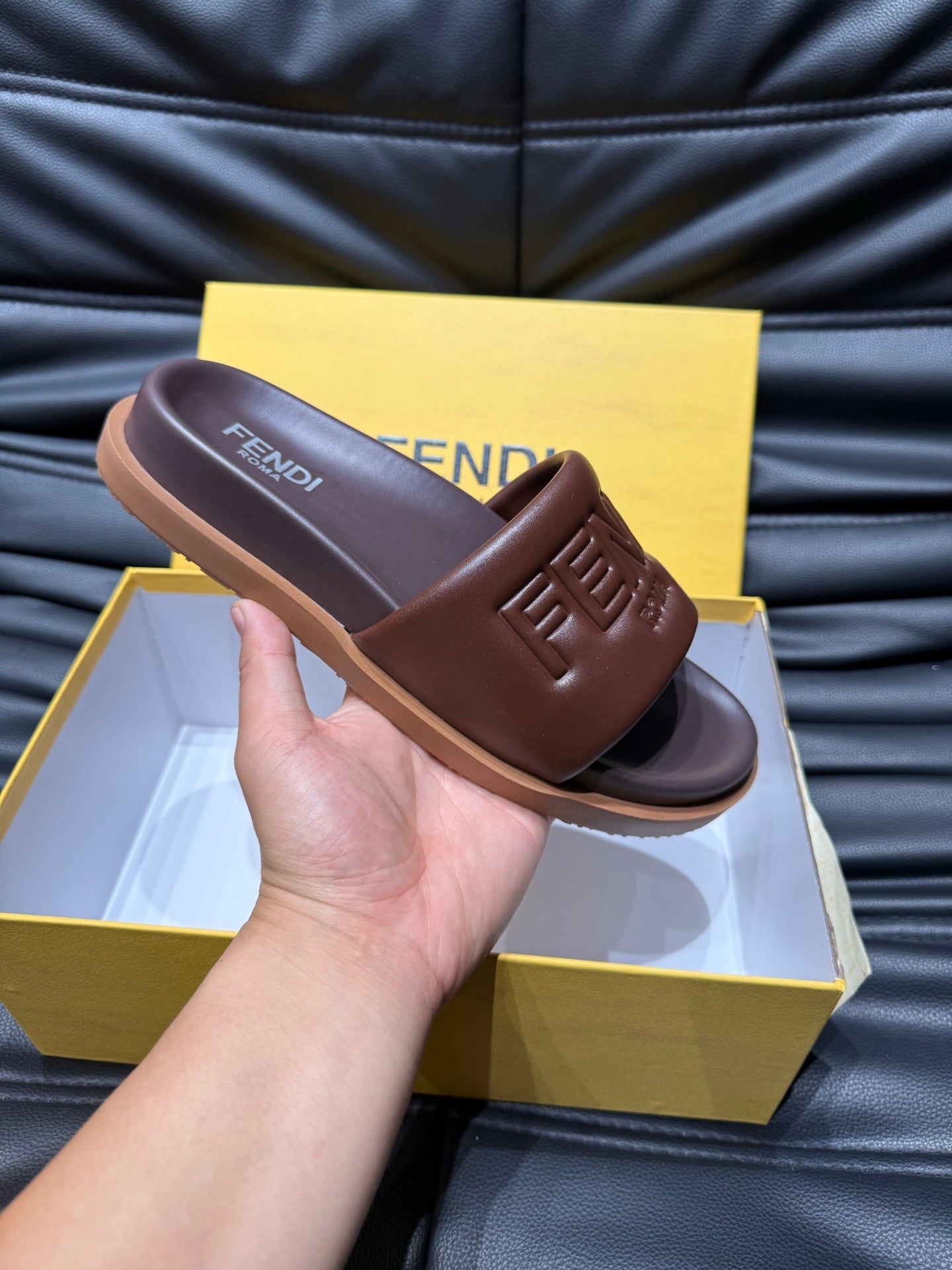 LuxluxHouse Best Quality Sandals Fendi