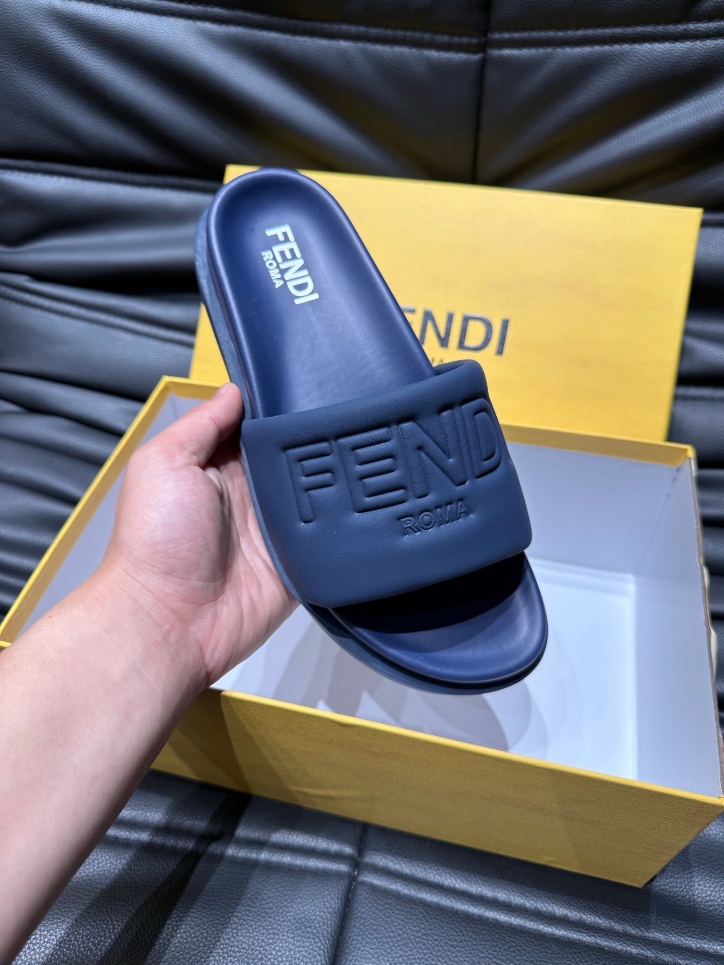 LuxluxHouse Best Quality Sandals Fendi