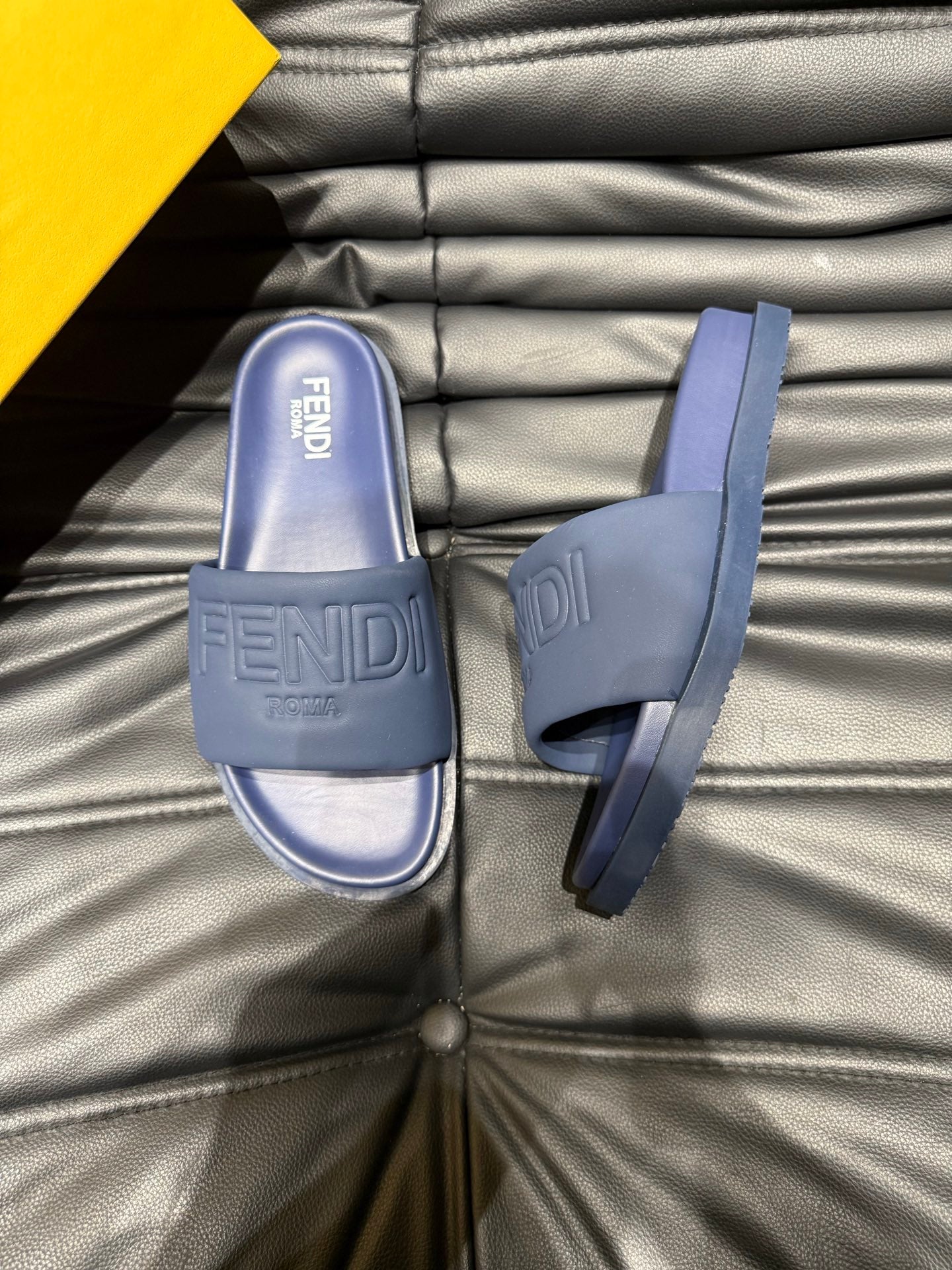 LuxluxHouse Best Quality Sandals Fendi