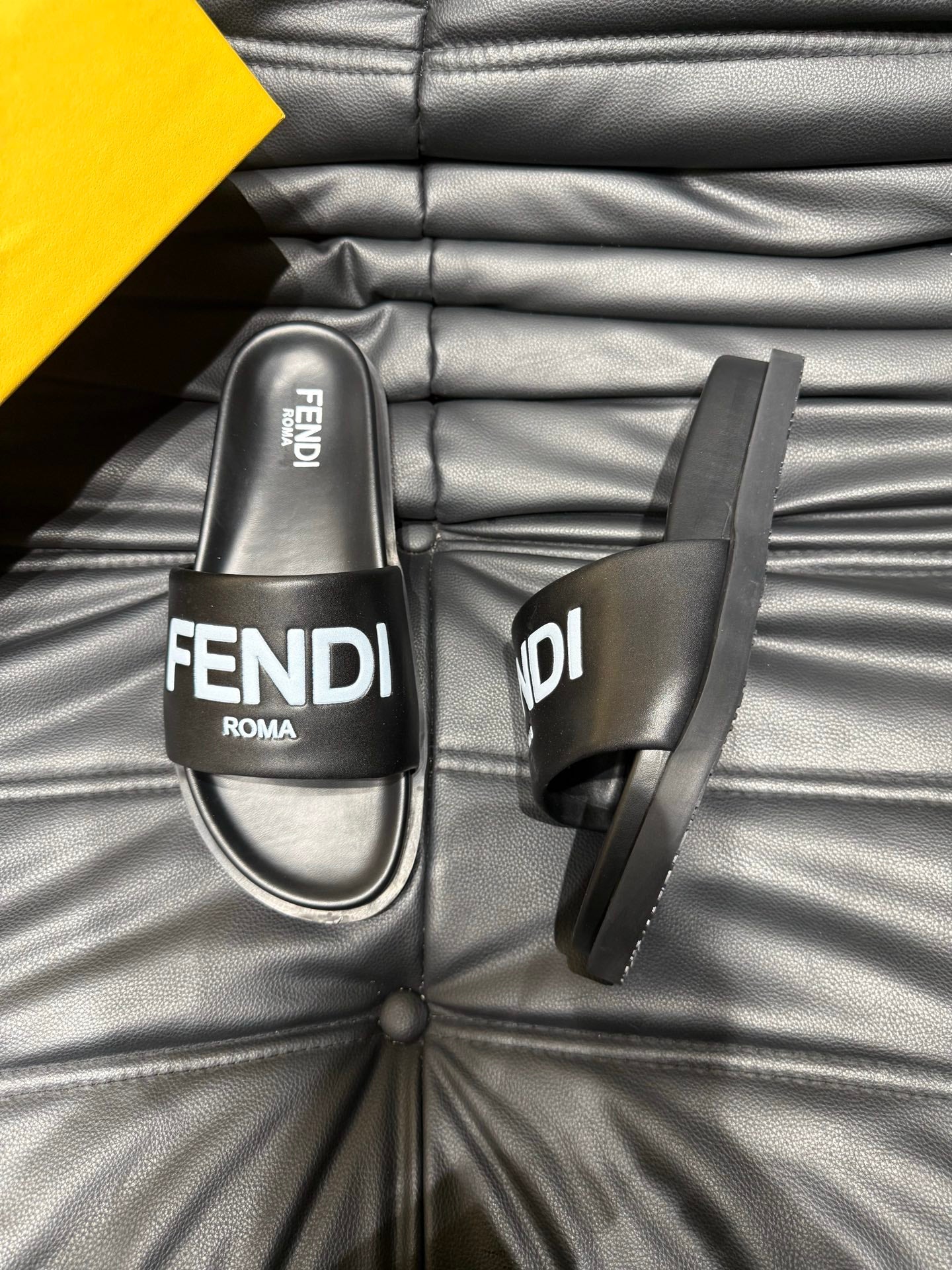 LuxluxHouse Best Quality Sandals Fendi