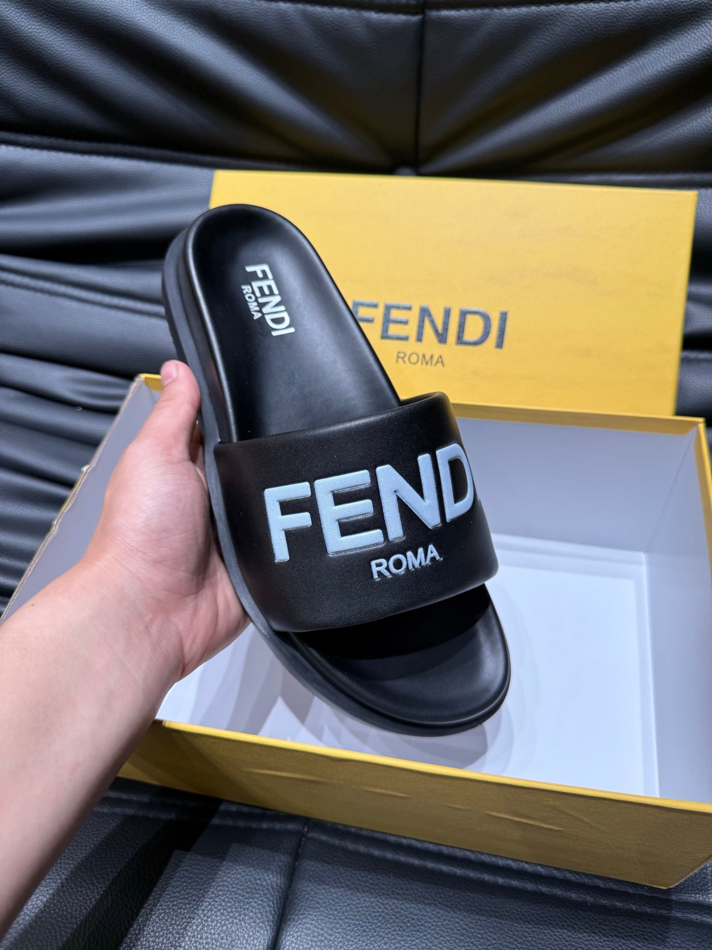 LuxluxHouse Best Quality Sandals Fendi