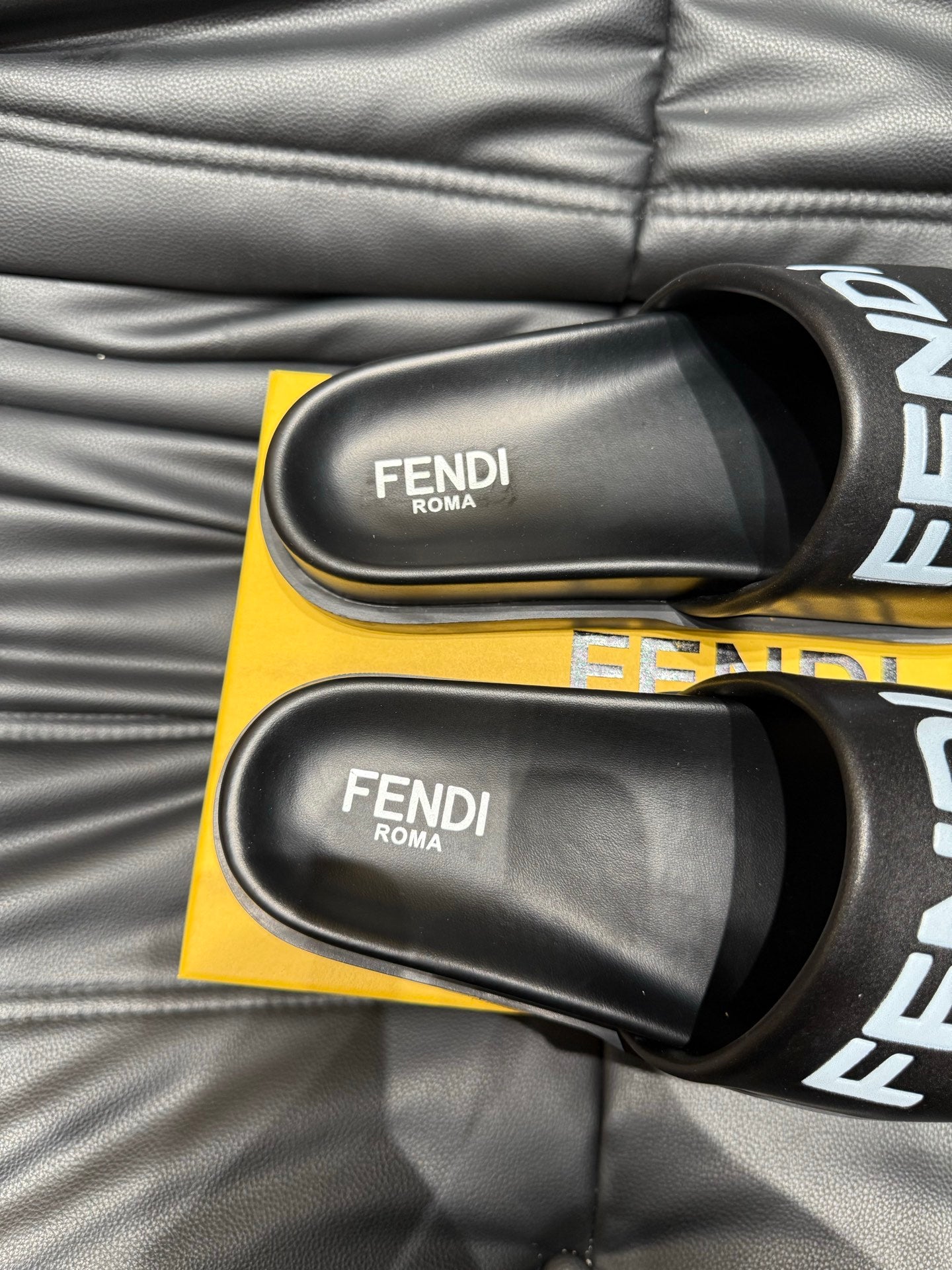 LuxluxHouse Best Quality Sandals Fendi