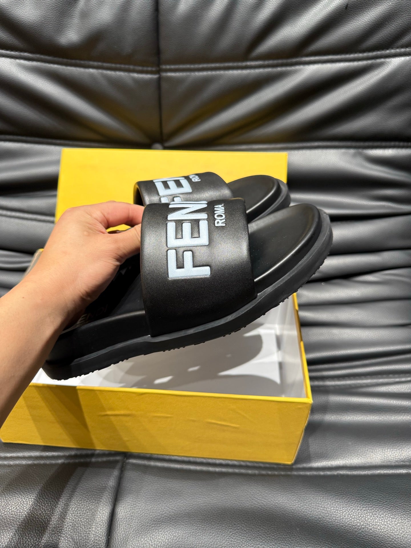 LuxluxHouse Best Quality Sandals Fendi