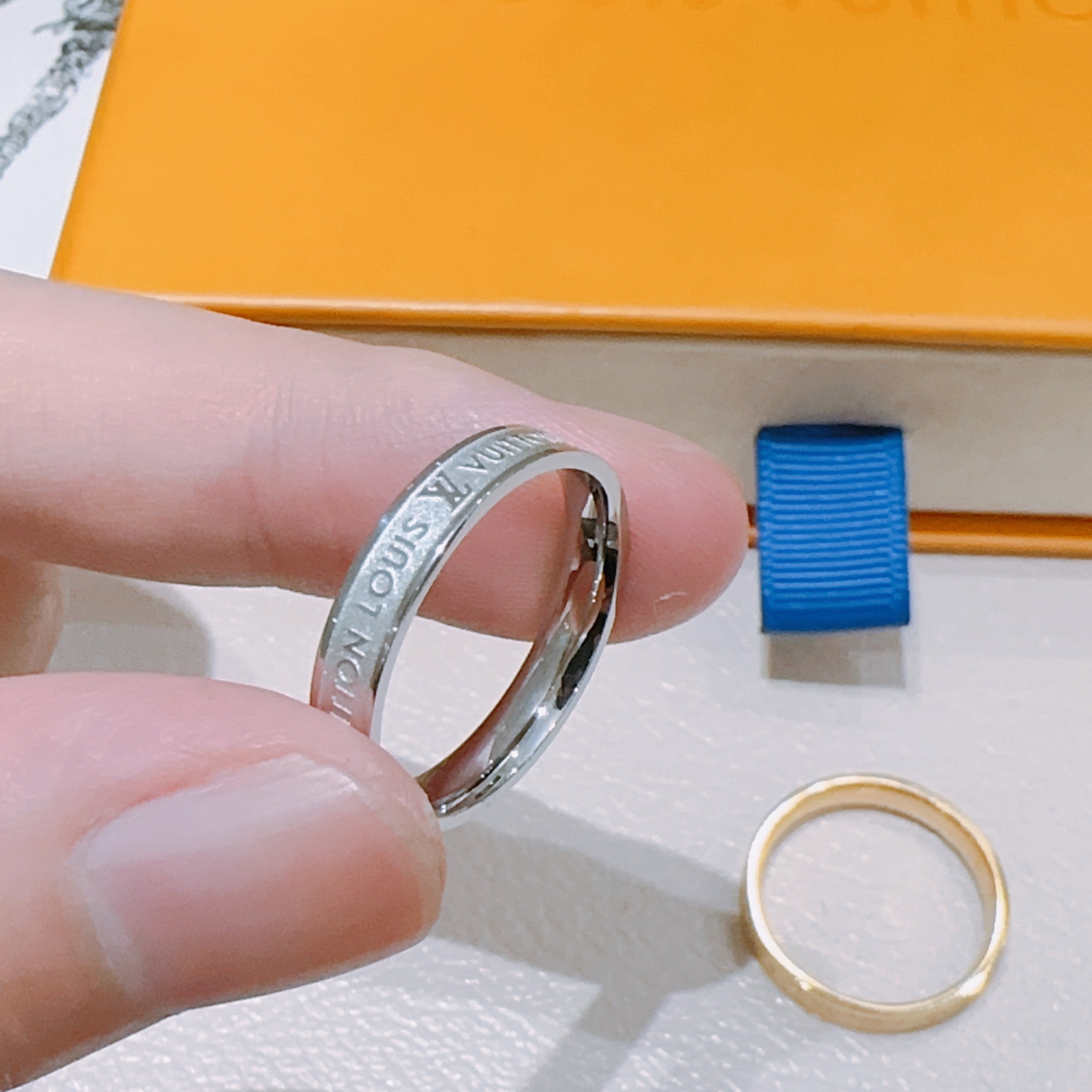 LuxluxHouse Best Quality Accessories Ring Ring Van Cleef & Arpels Necklace Ring Louis Vuitton