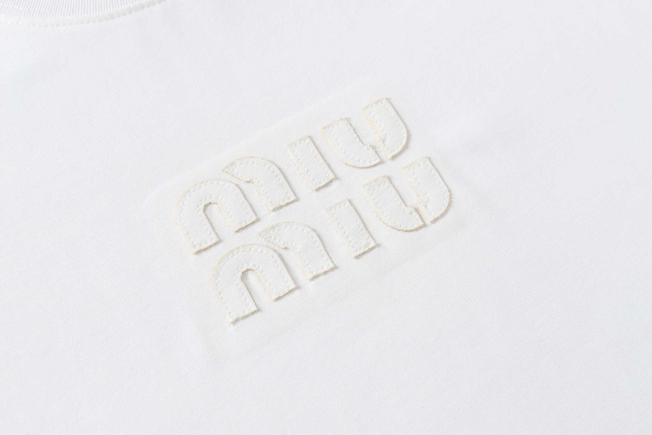 LuxluxHouse Best Quality Clothes Miu Miu T-shirt