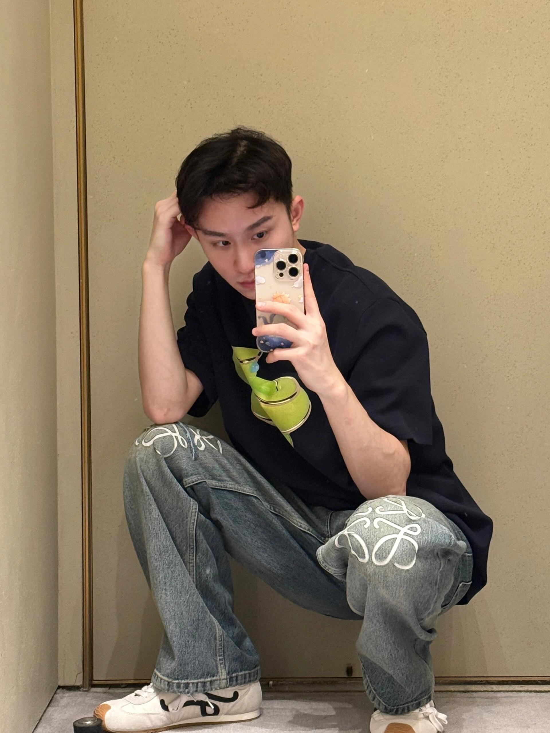 LuxluxHouse Best Quality Clothes T-shirt Loewe