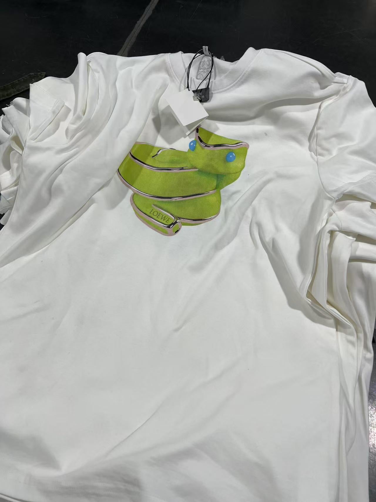 LuxluxHouse Best Quality Clothes T-shirt Loewe