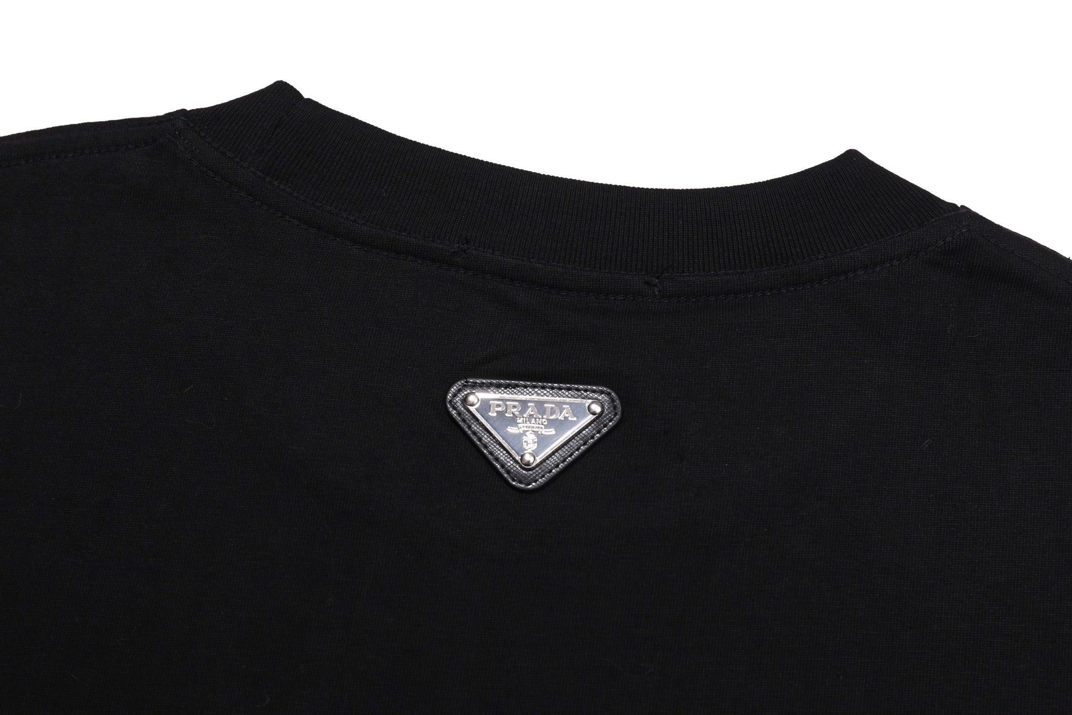 LuxluxHouse Best Quality Clothes T-shirt Prada