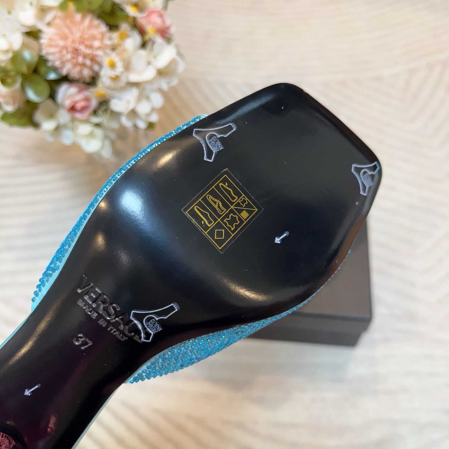 LuxluxHouse Best Quality Versace Women Shoes