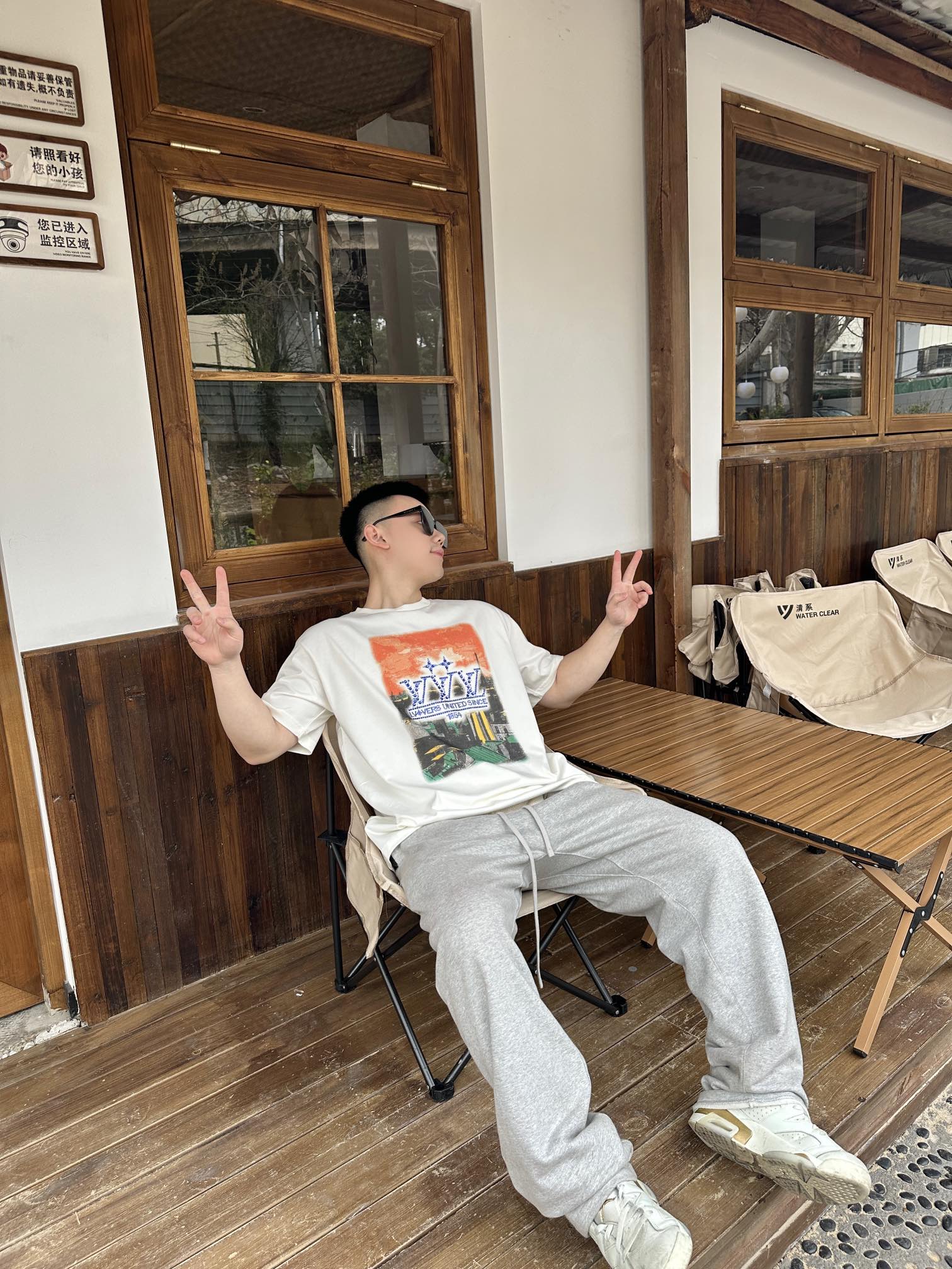 LuxluxHouse Best Quality Clothes T-shirt Louis Vuitton