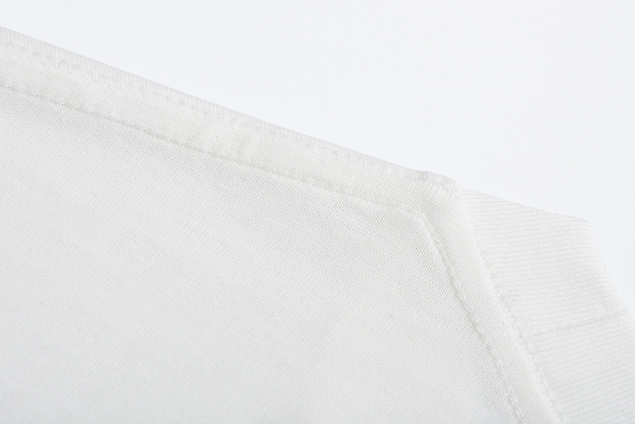 LuxluxHouse Best Quality Clothes Miu Miu T-shirt