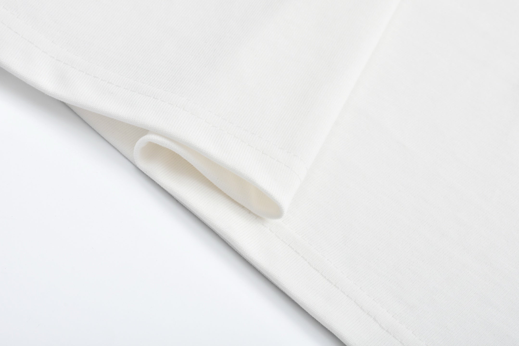 LuxluxHouse Best Quality Clothes Miu Miu T-shirt