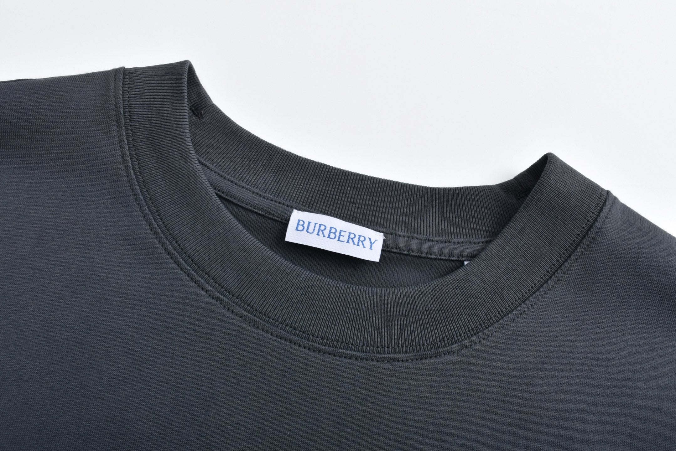 LuxluxHouse Best Quality Clothes Burberry T-shirt