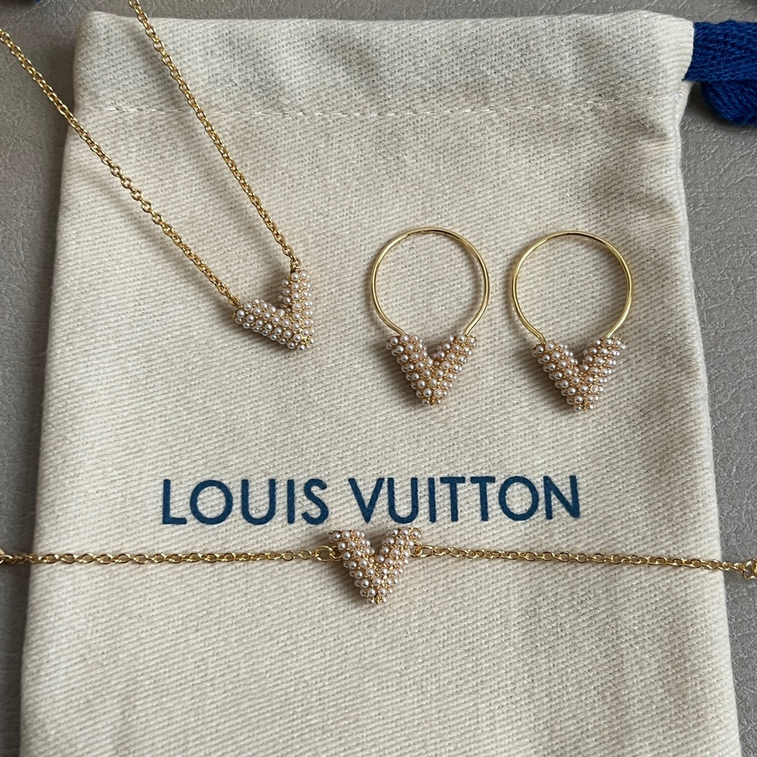 LuxluxHouse Best Quality Accessories Earrings Louis Vuitton