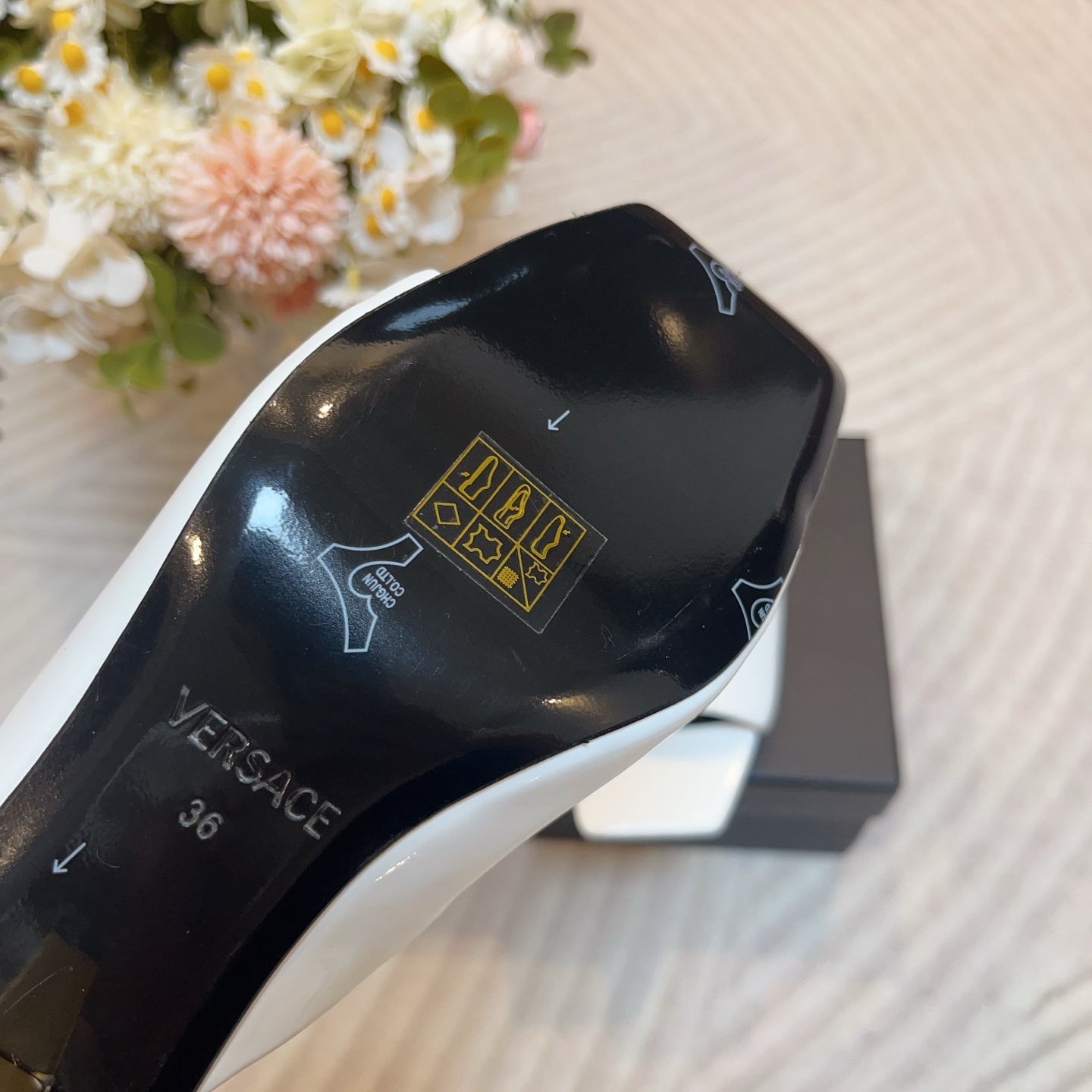 LuxluxHouse Best Quality Versace Women Shoes
