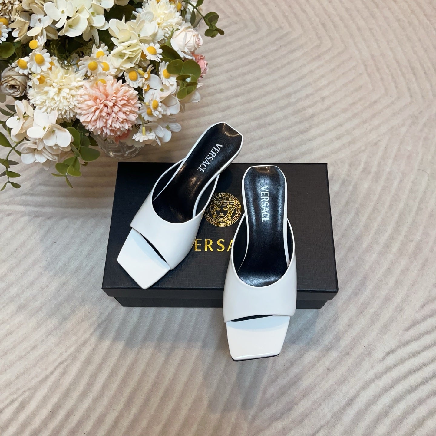 LuxluxHouse Best Quality Versace Women Shoes