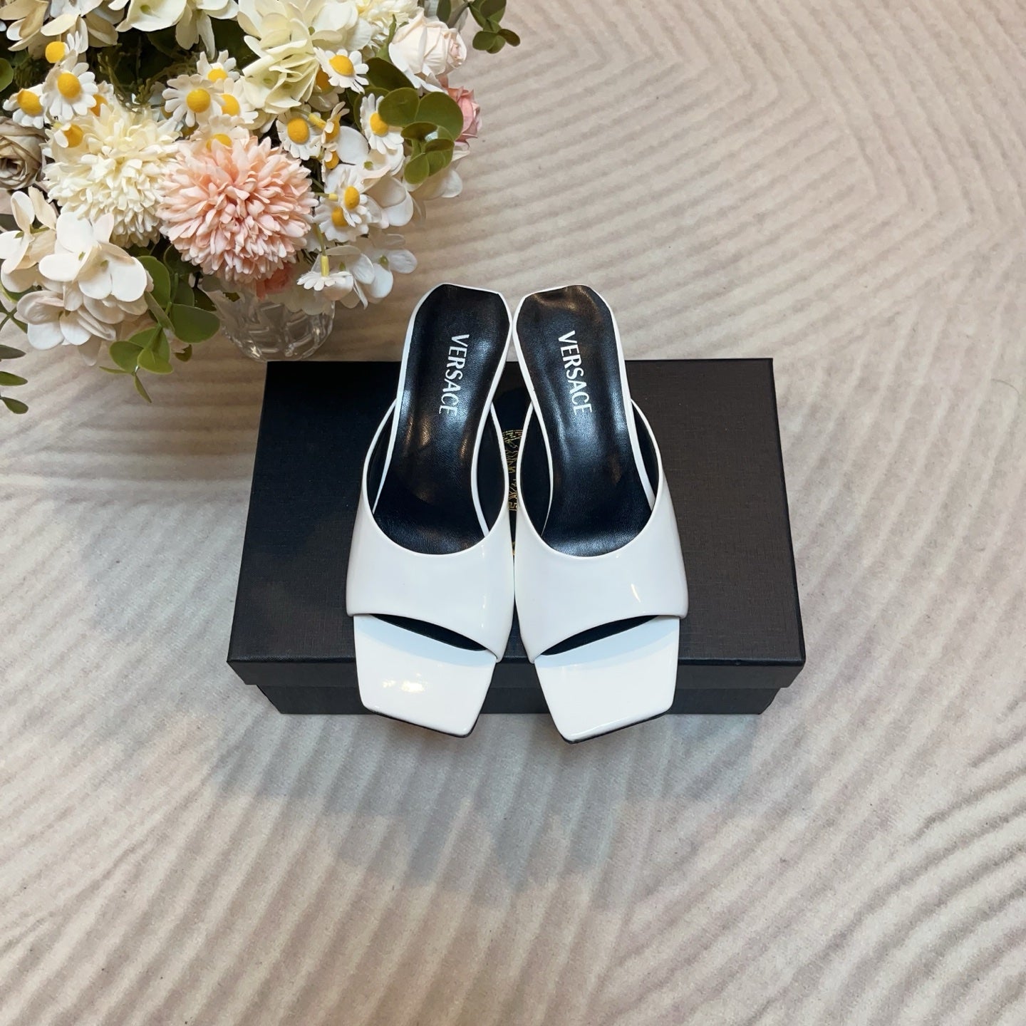 LuxluxHouse Best Quality Versace Women Shoes