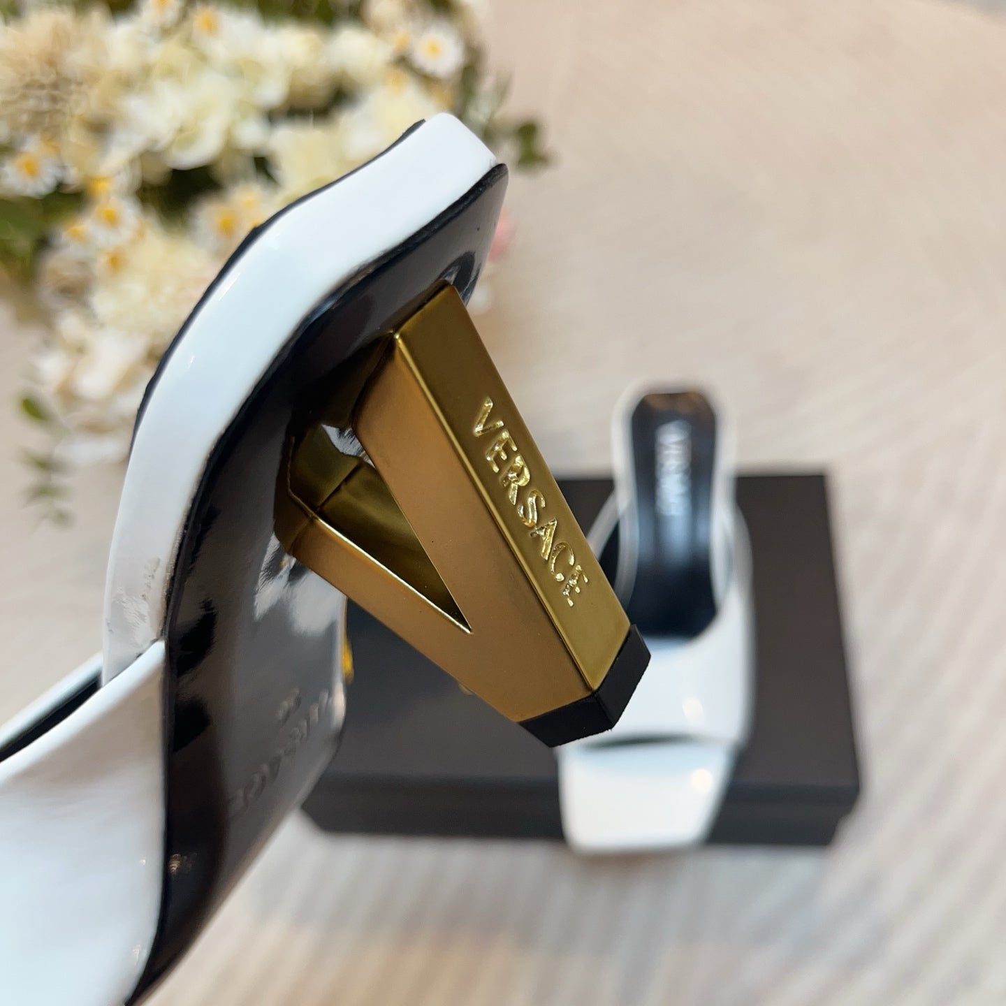 LuxluxHouse Best Quality Versace Women Shoes