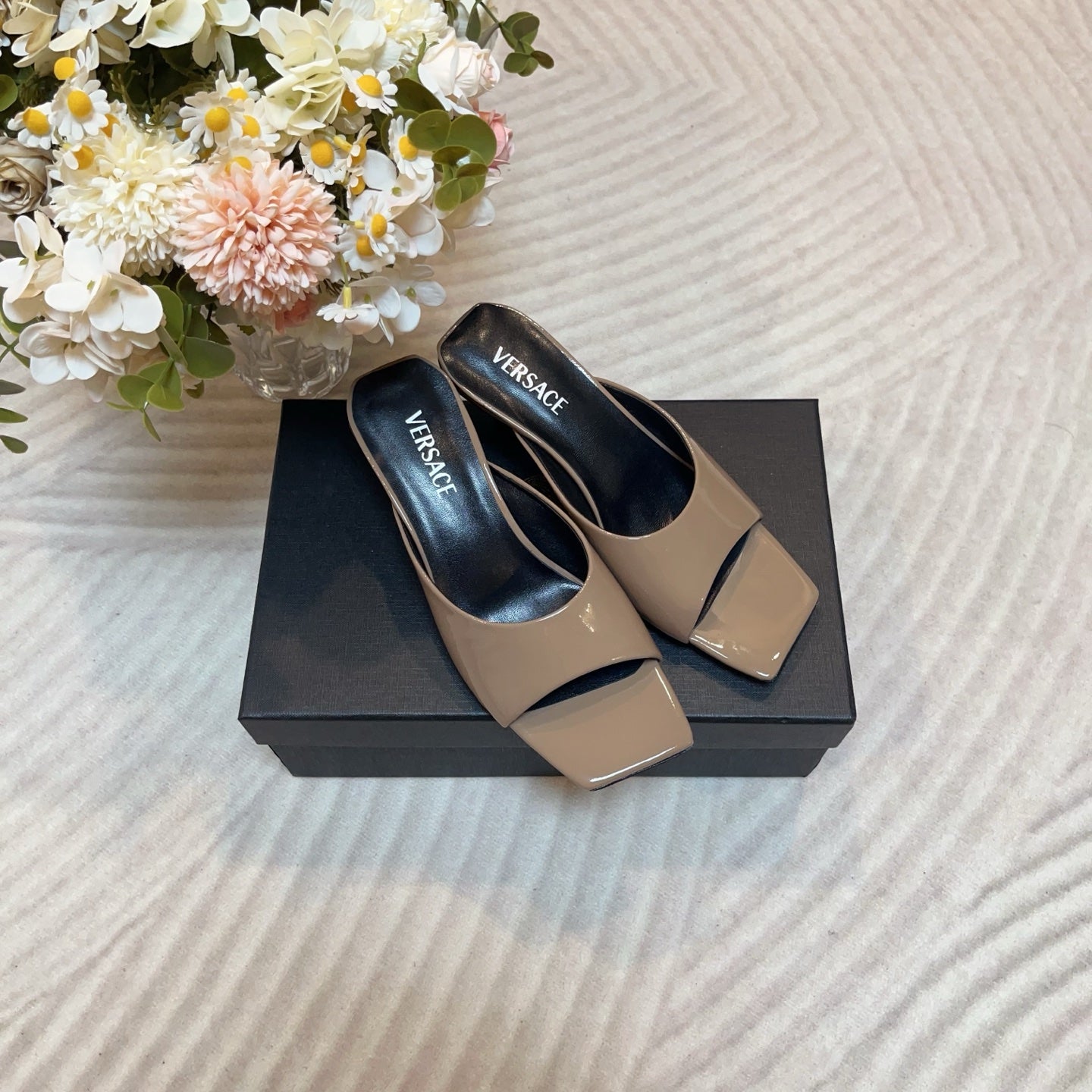 LuxluxHouse Best Quality Versace Women Shoes