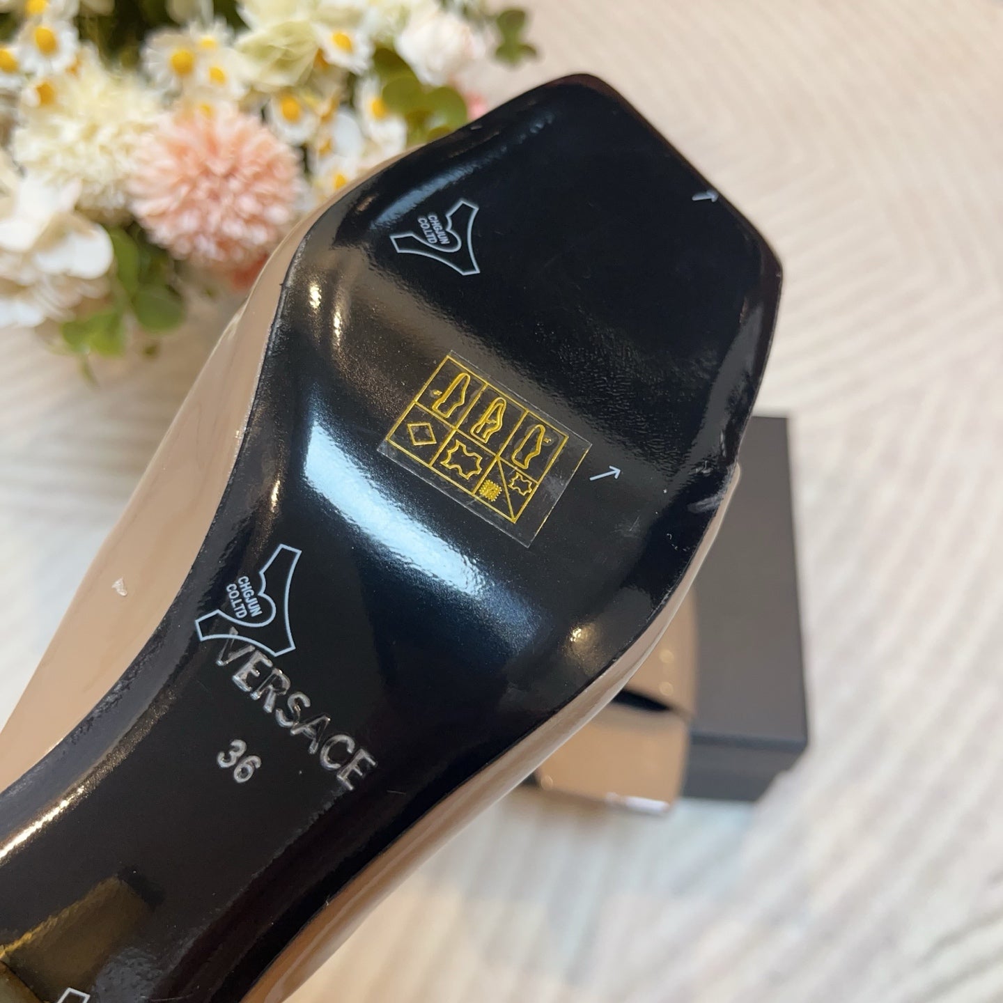 LuxluxHouse Best Quality Versace Women Shoes