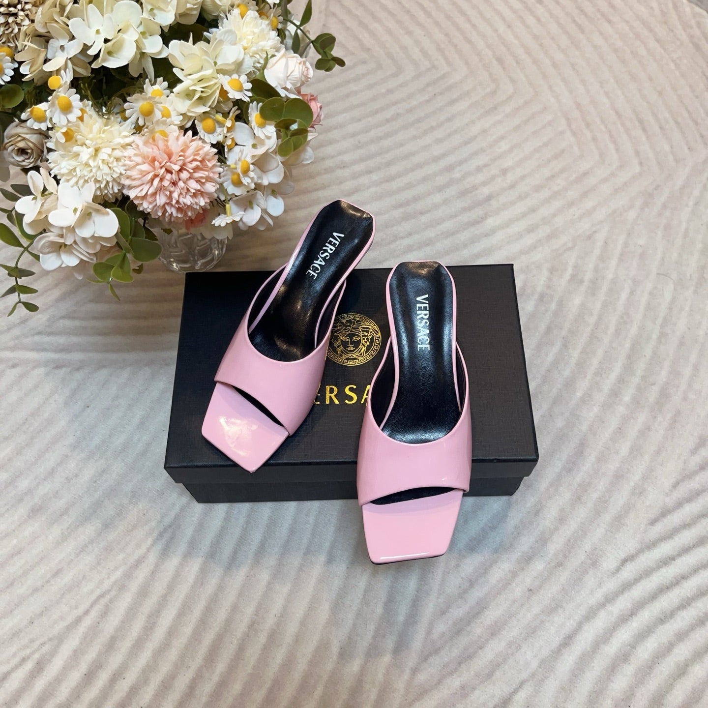 LuxluxHouse Best Quality Versace Women Shoes