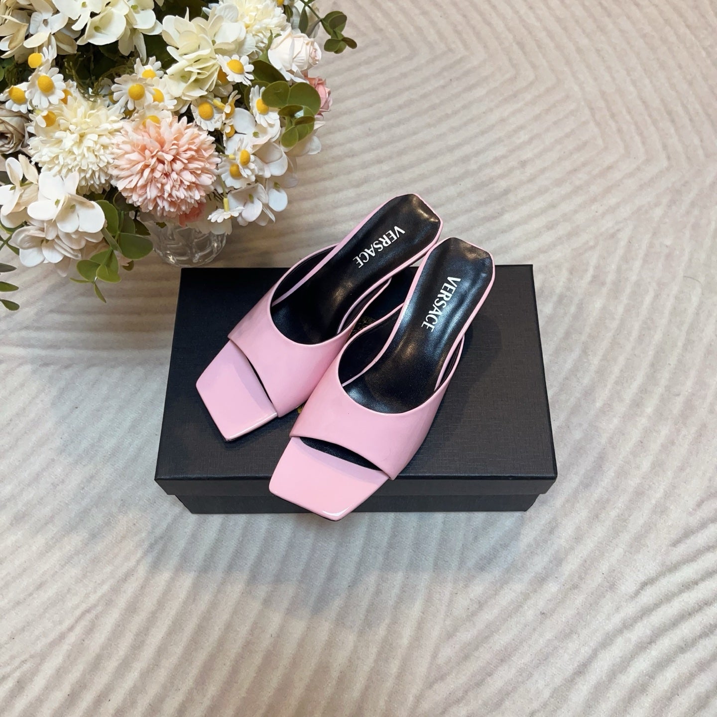 LuxluxHouse Best Quality Versace Women Shoes