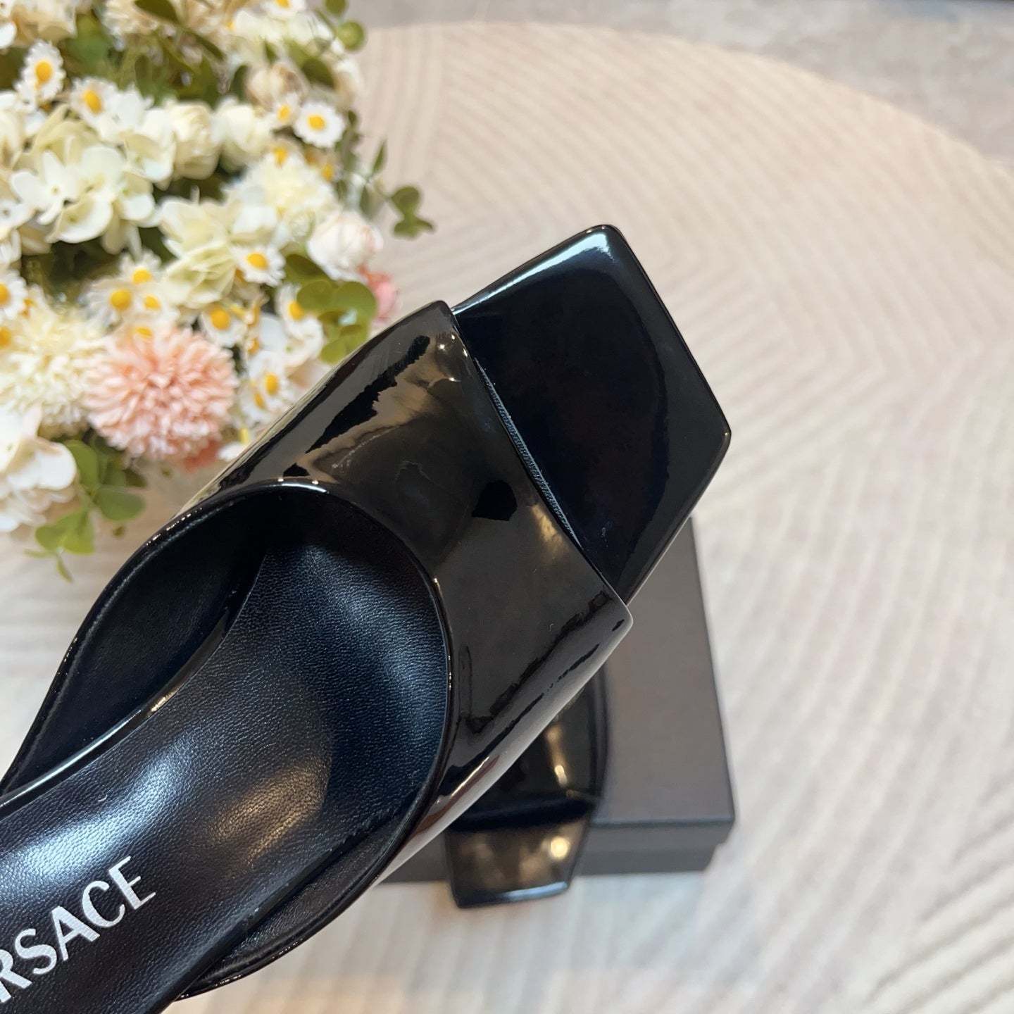 LuxluxHouse Best Quality Versace Women Shoes