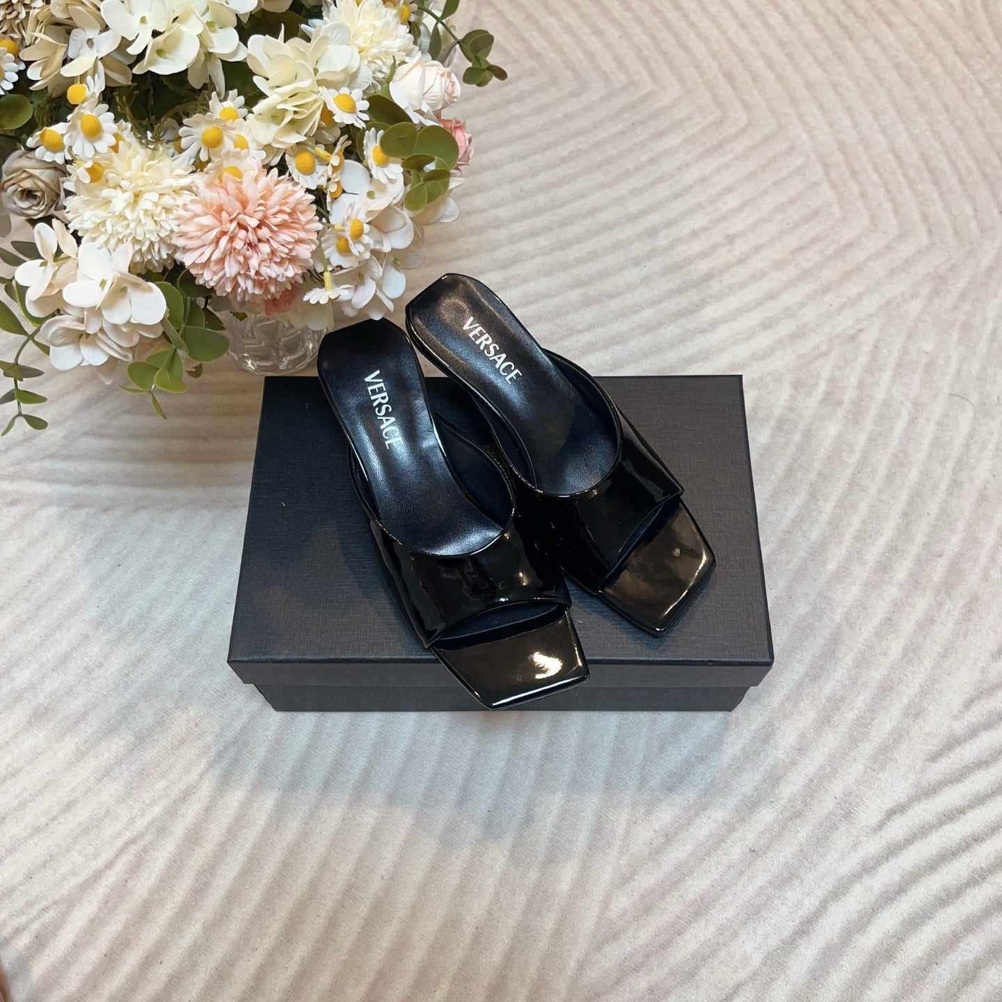 LuxluxHouse Best Quality Versace Women Shoes