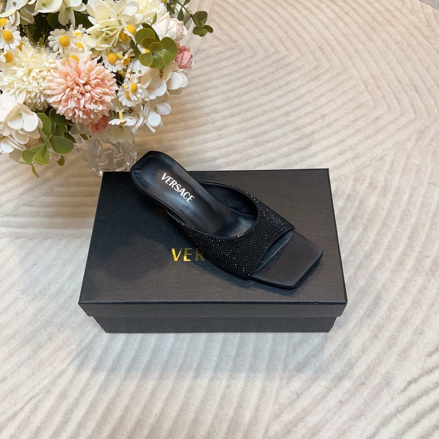 LuxluxHouse Best Quality Versace Women Shoes