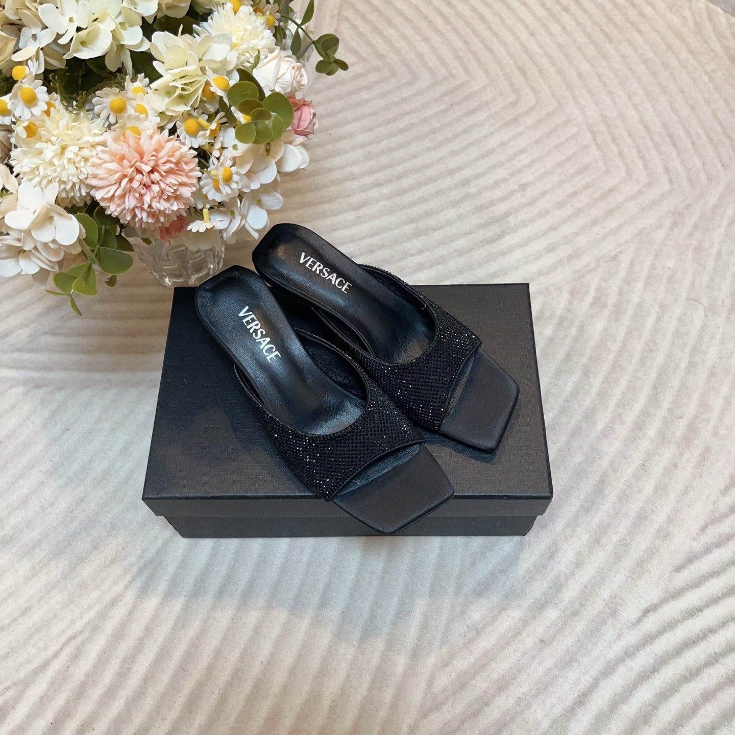 LuxluxHouse Best Quality Versace Women Shoes
