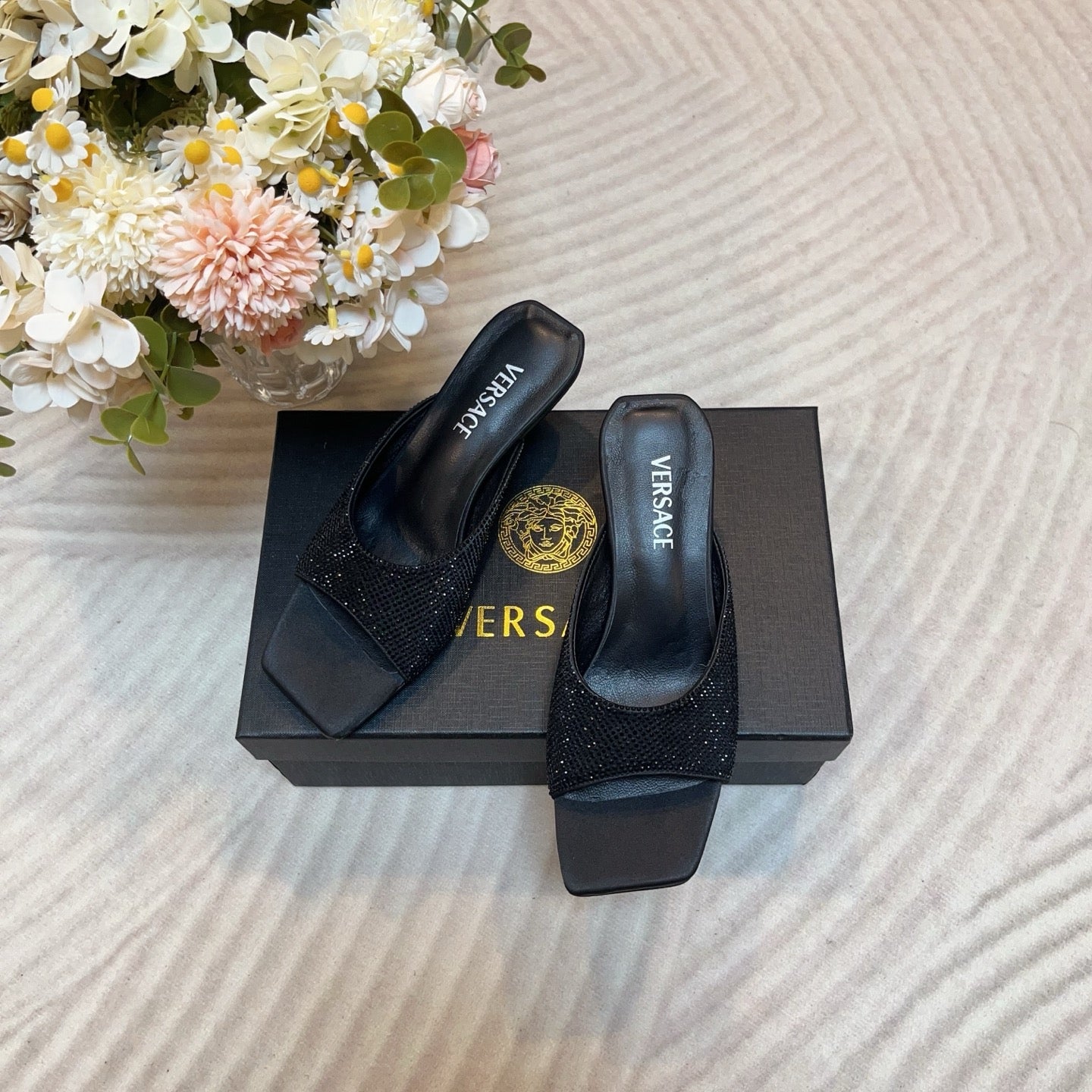 LuxluxHouse Best Quality Versace Women Shoes