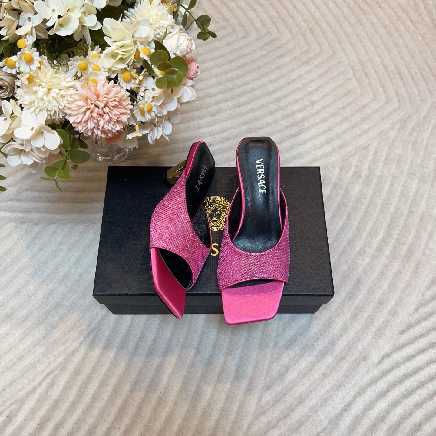 LuxluxHouse Best Quality Versace Women Shoes