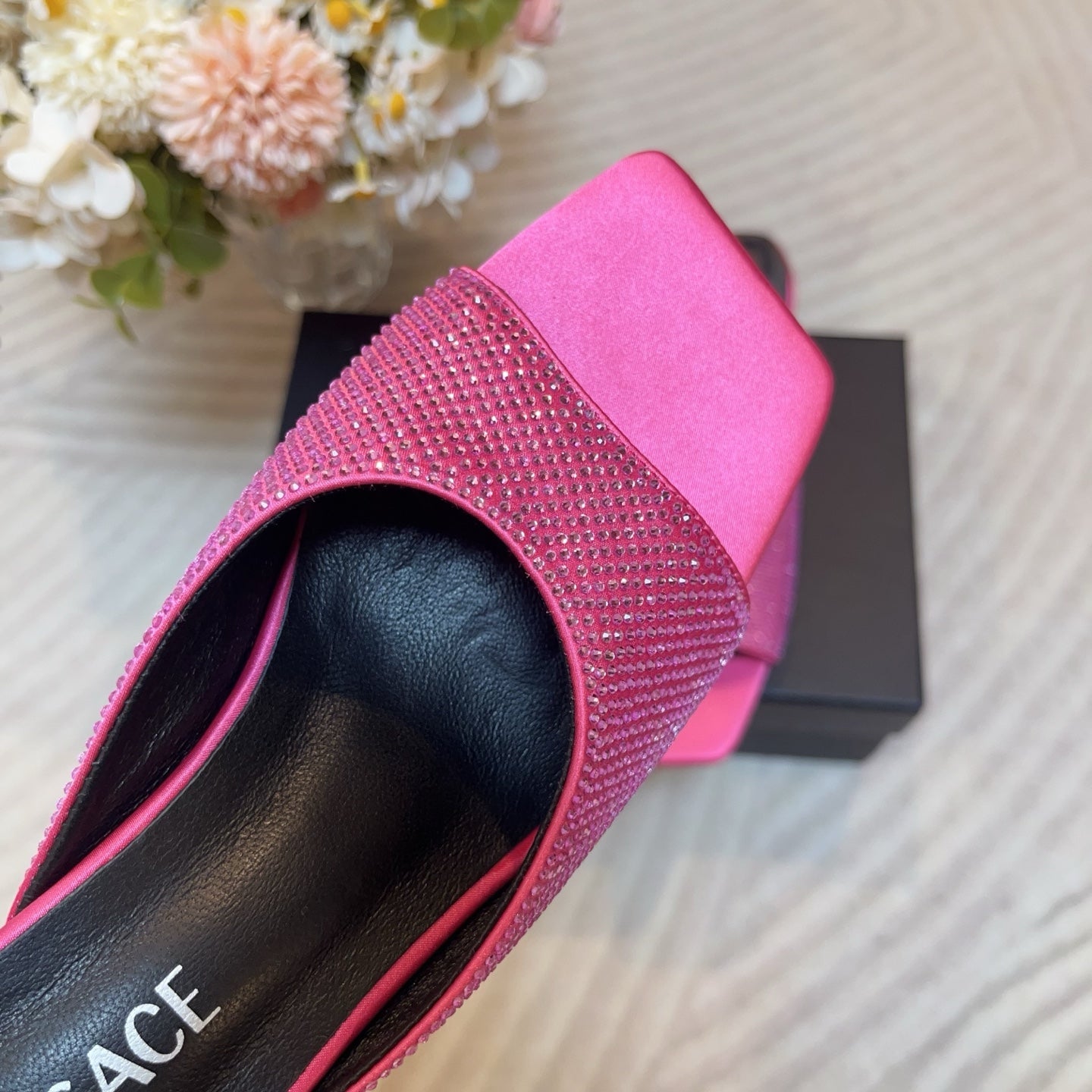 LuxluxHouse Best Quality Versace Women Shoes