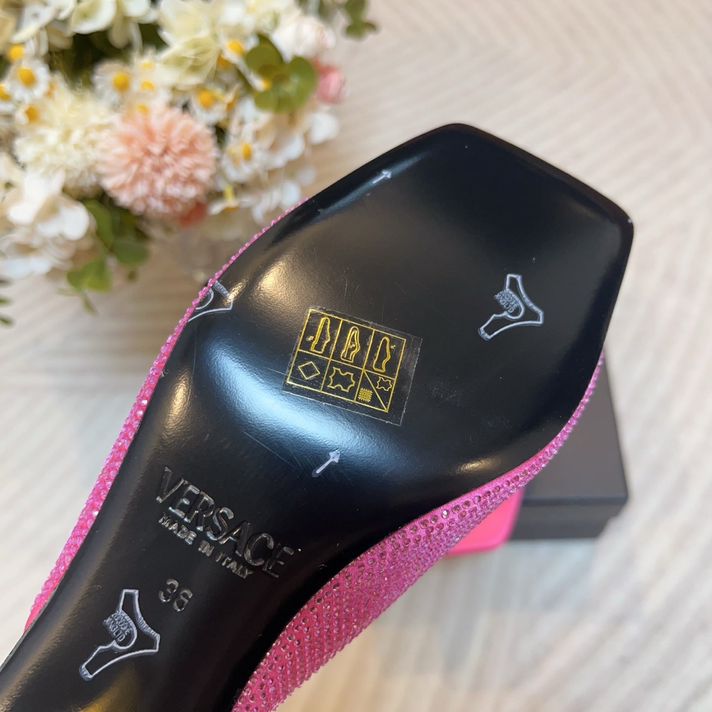 LuxluxHouse Best Quality Versace Women Shoes