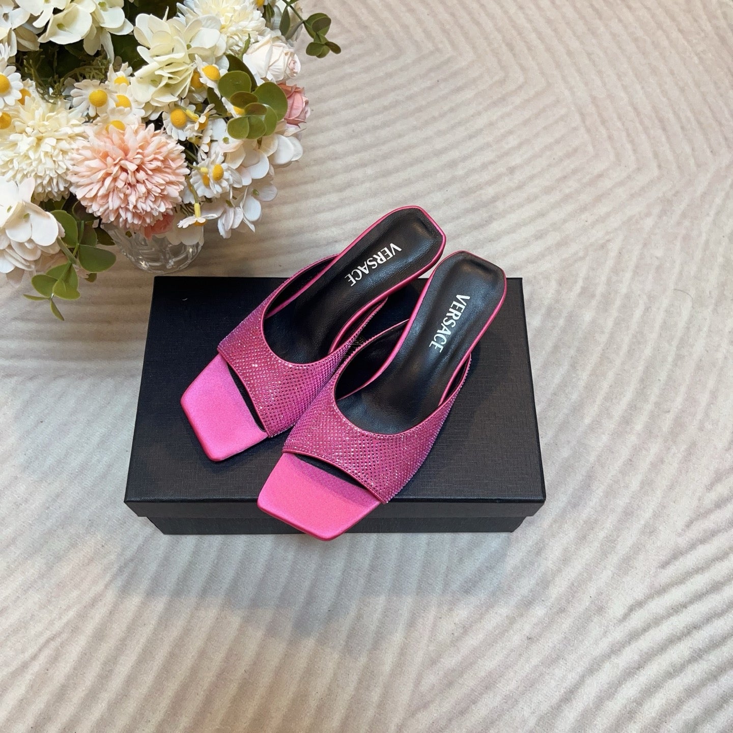 LuxluxHouse Best Quality Versace Women Shoes