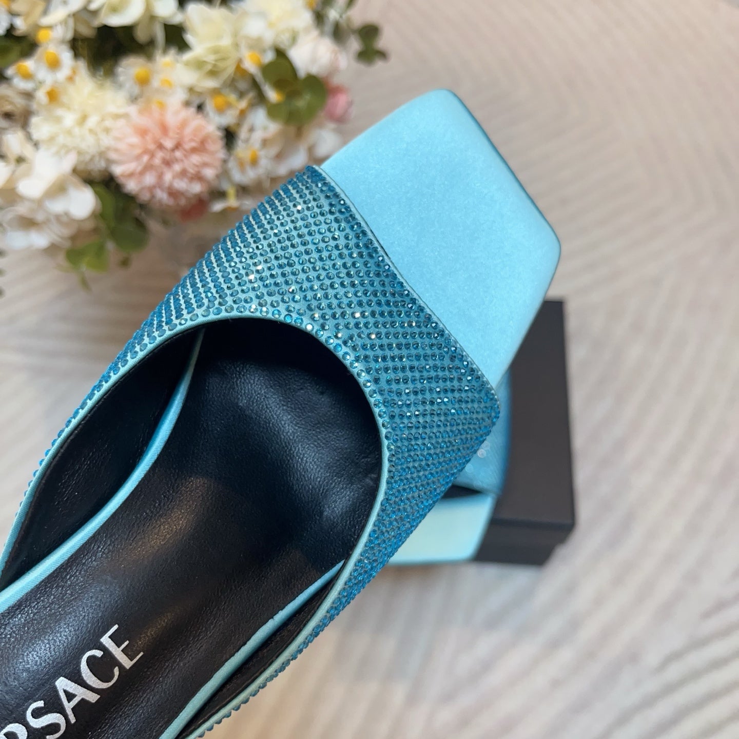 LuxluxHouse Best Quality Versace Women Shoes
