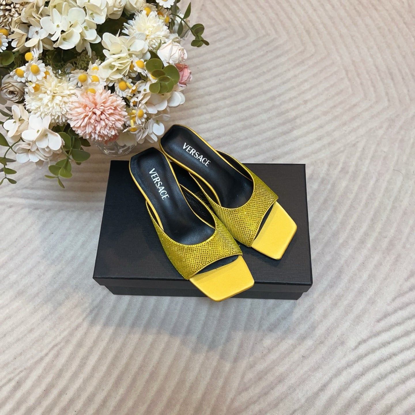 LuxluxHouse Best Quality Versace Women Shoes