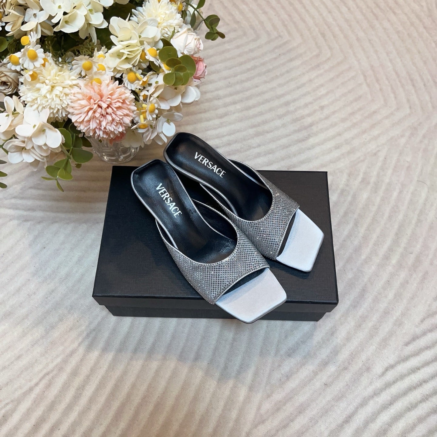 LuxluxHouse Best Quality Versace Women Shoes