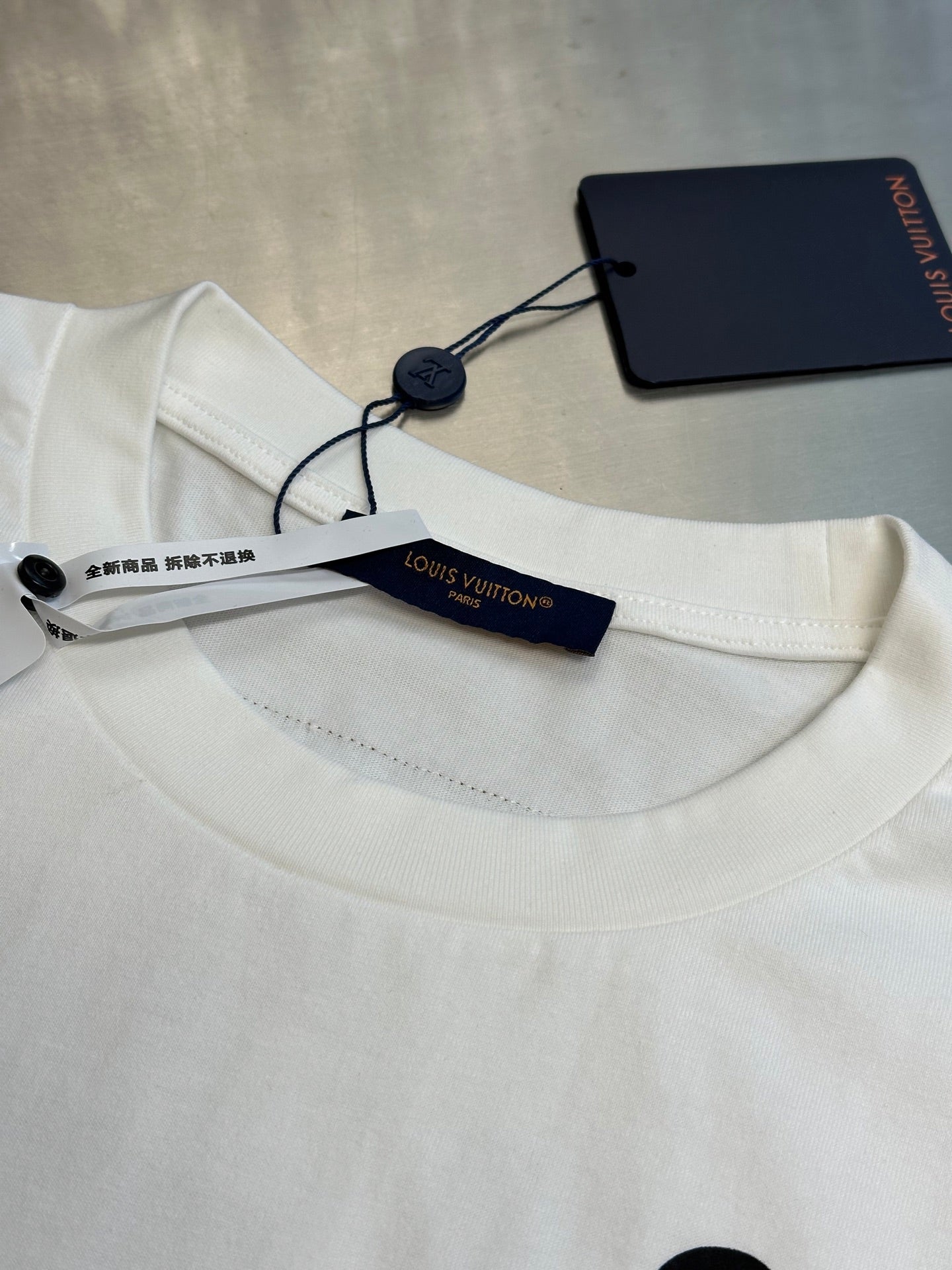 LuxluxHouse Best Quality Clothes T-shirt Louis Vuitton