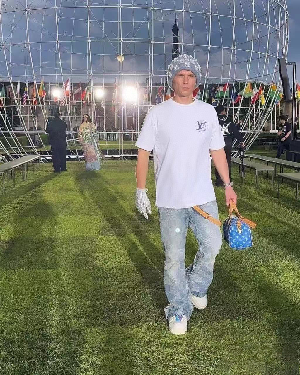 LuxluxHouse Best Quality Clothes T-shirt Louis Vuitton