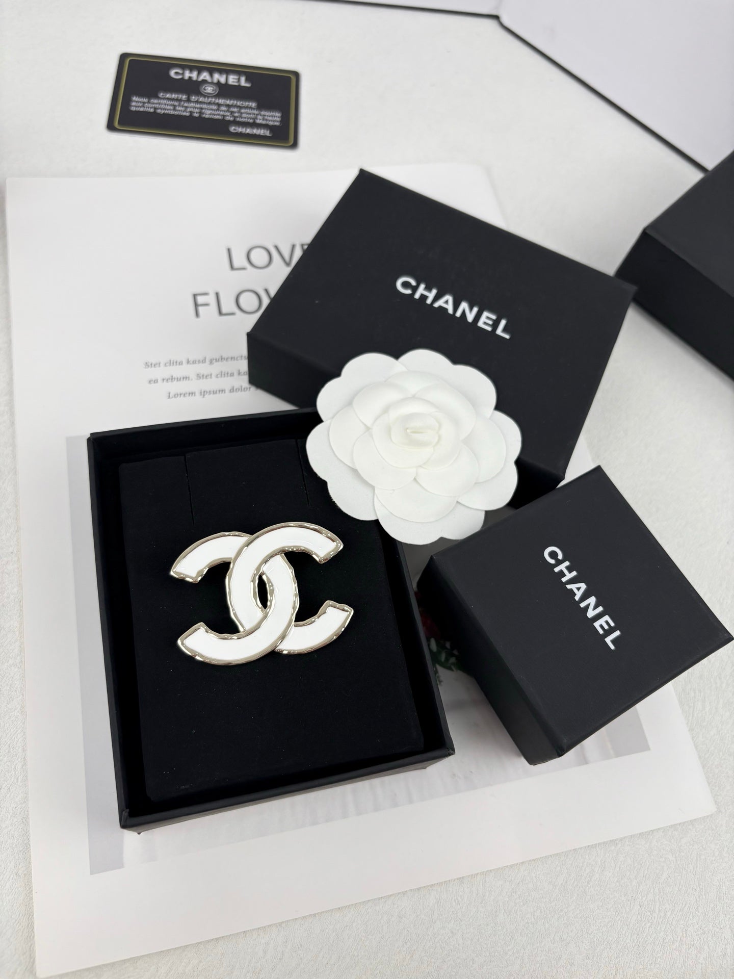 LuxluxHouse Best Quality Accessories Brooch Brooch Chanel