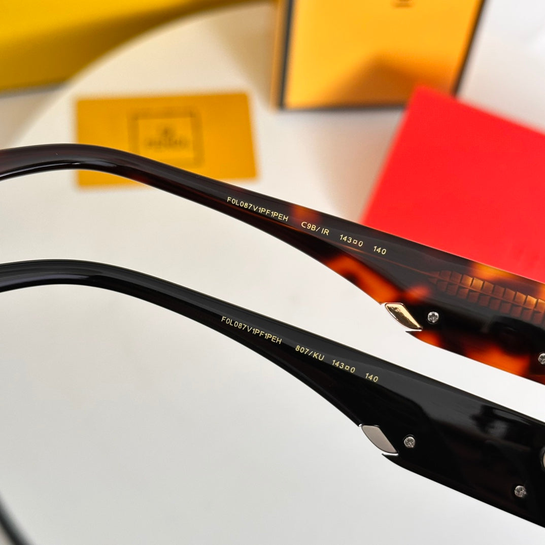 LuxluxHouse Best Quality Glasses Fendi