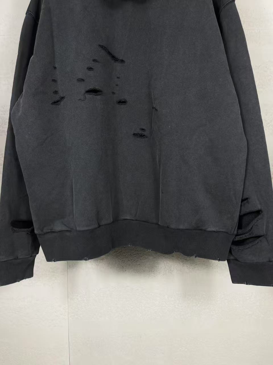 LuxluxHouse Best Quality Clothes Balenciaga Hoodie & Sweater